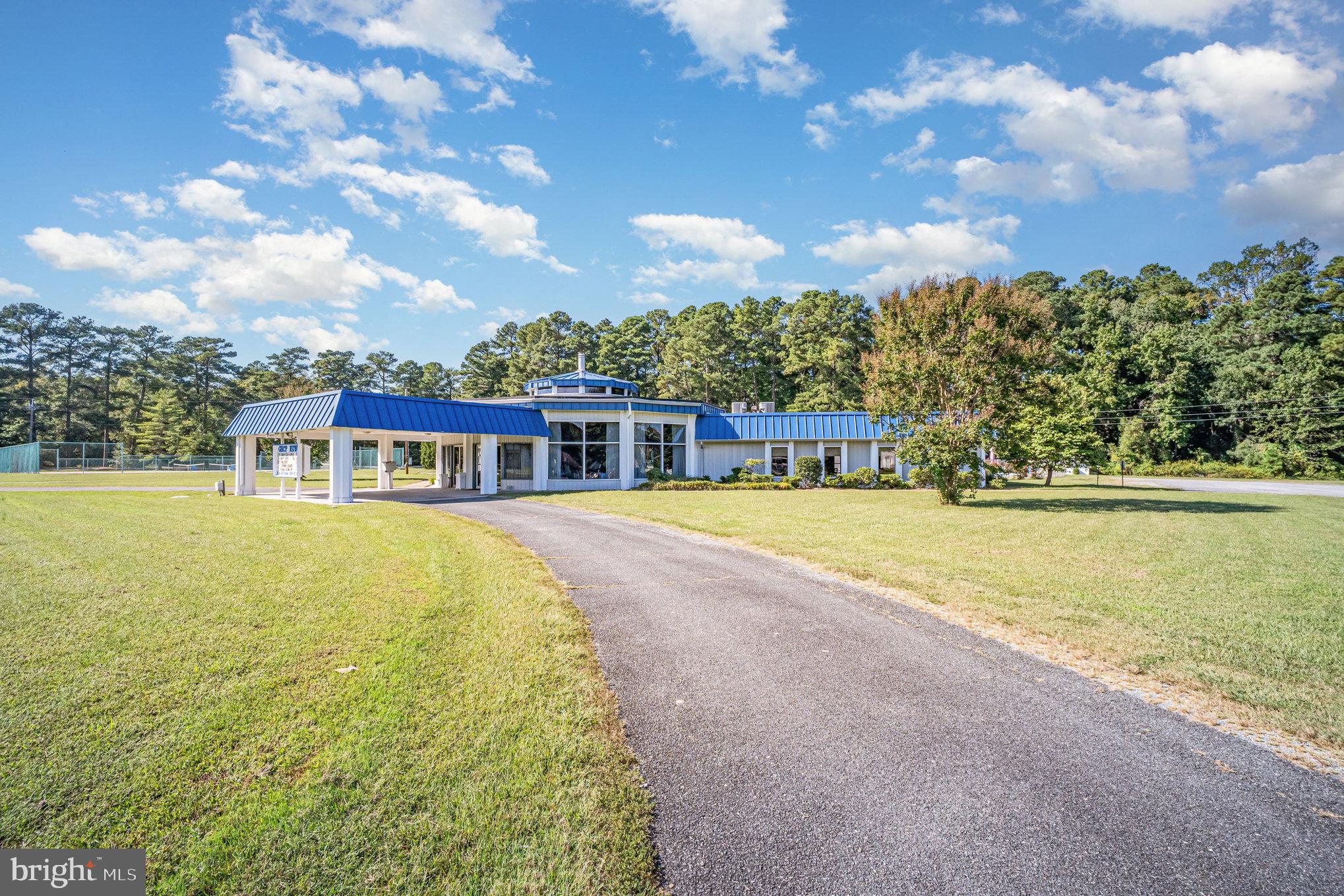 GLEBE HARBOR - Residential