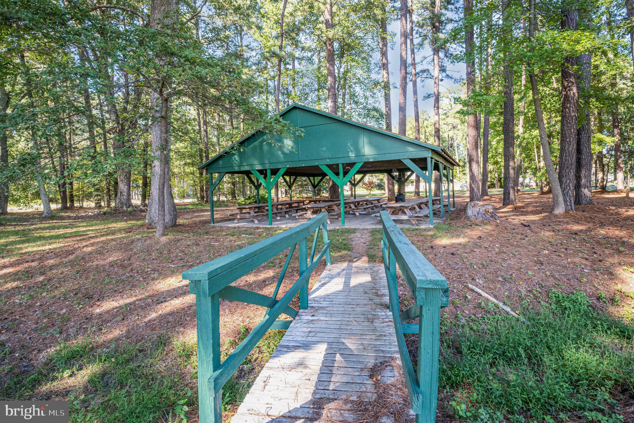 GLEBE HARBOR - Residential