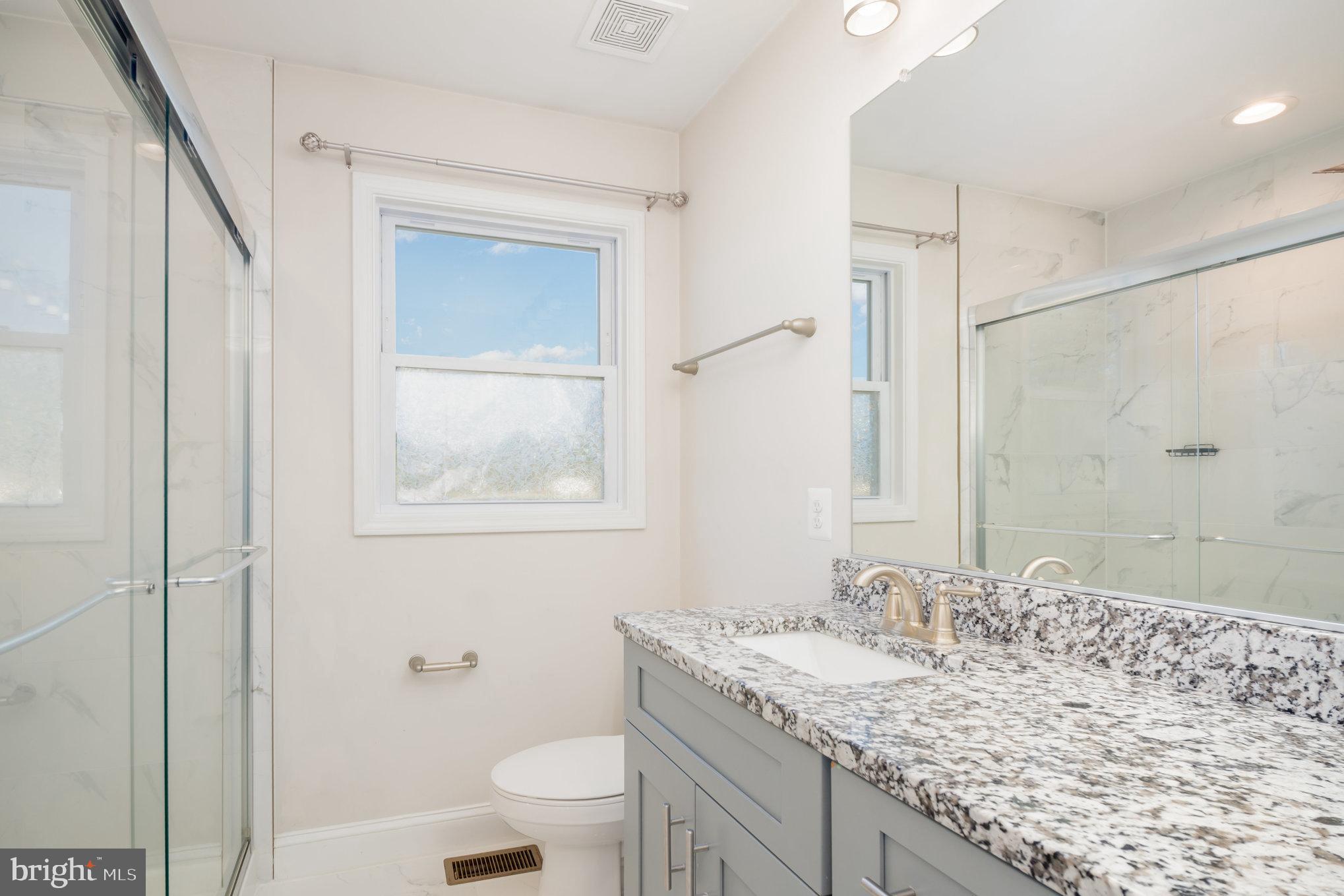 GLEBE HARBOR - Residential