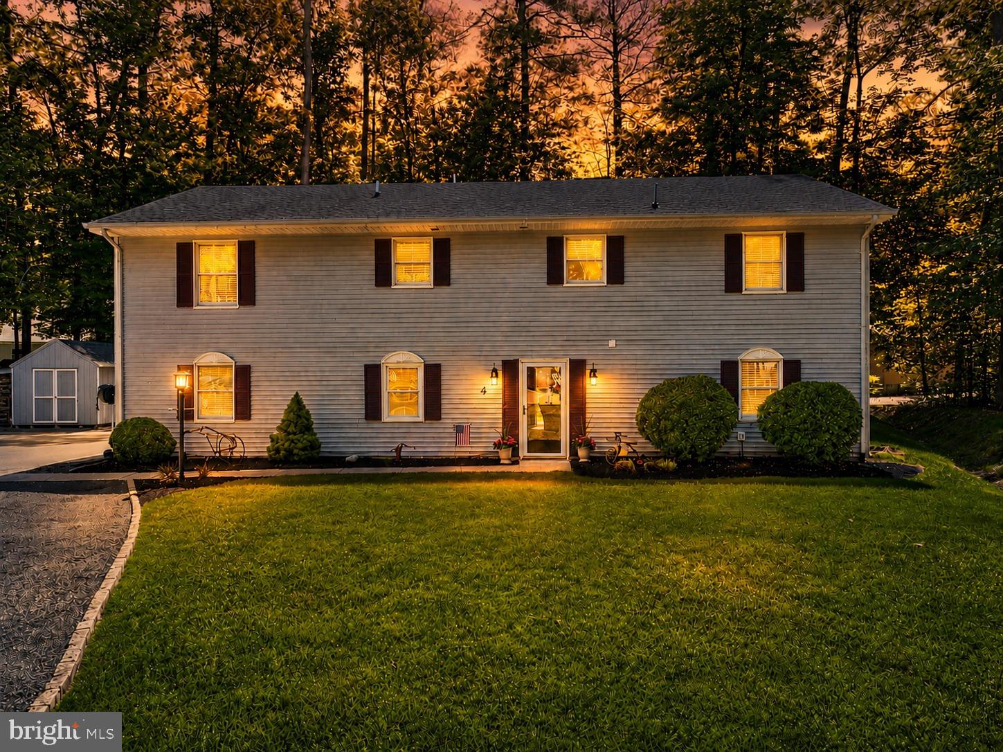 4 BURR HILL DRIVE