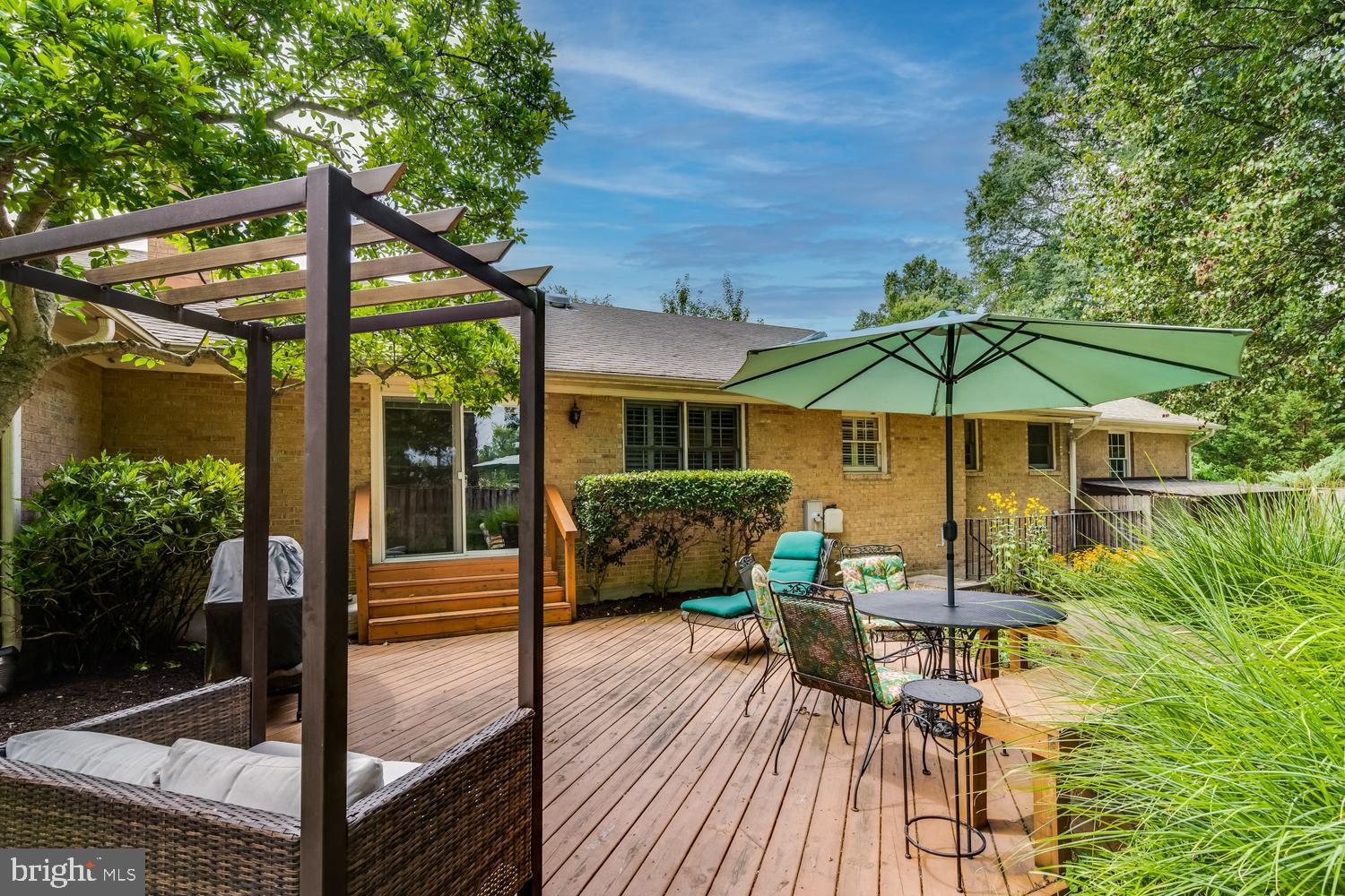 9344 MOUNT VERNON CIRCLE