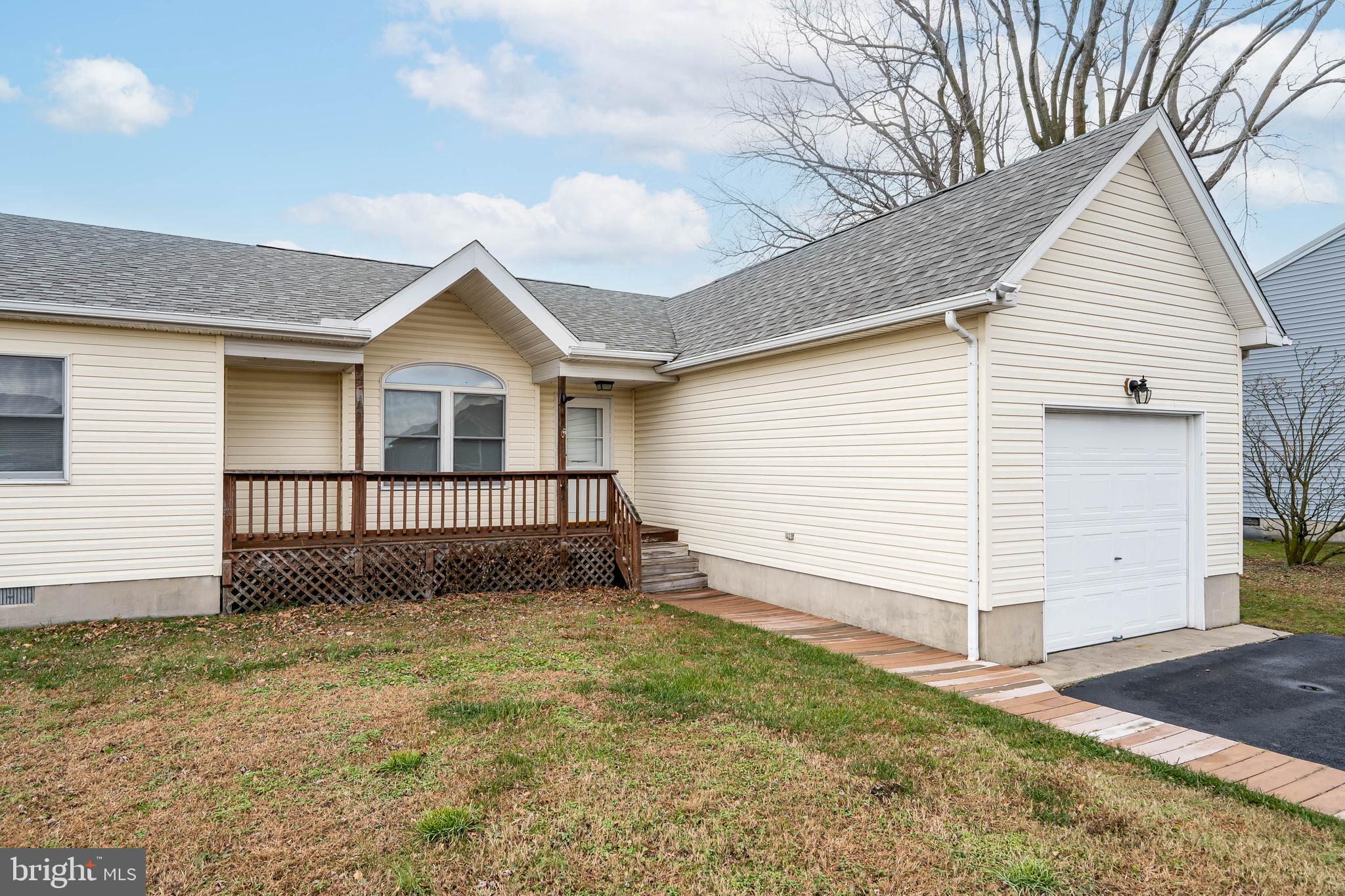 206 CHAPEL OF EASE STREET