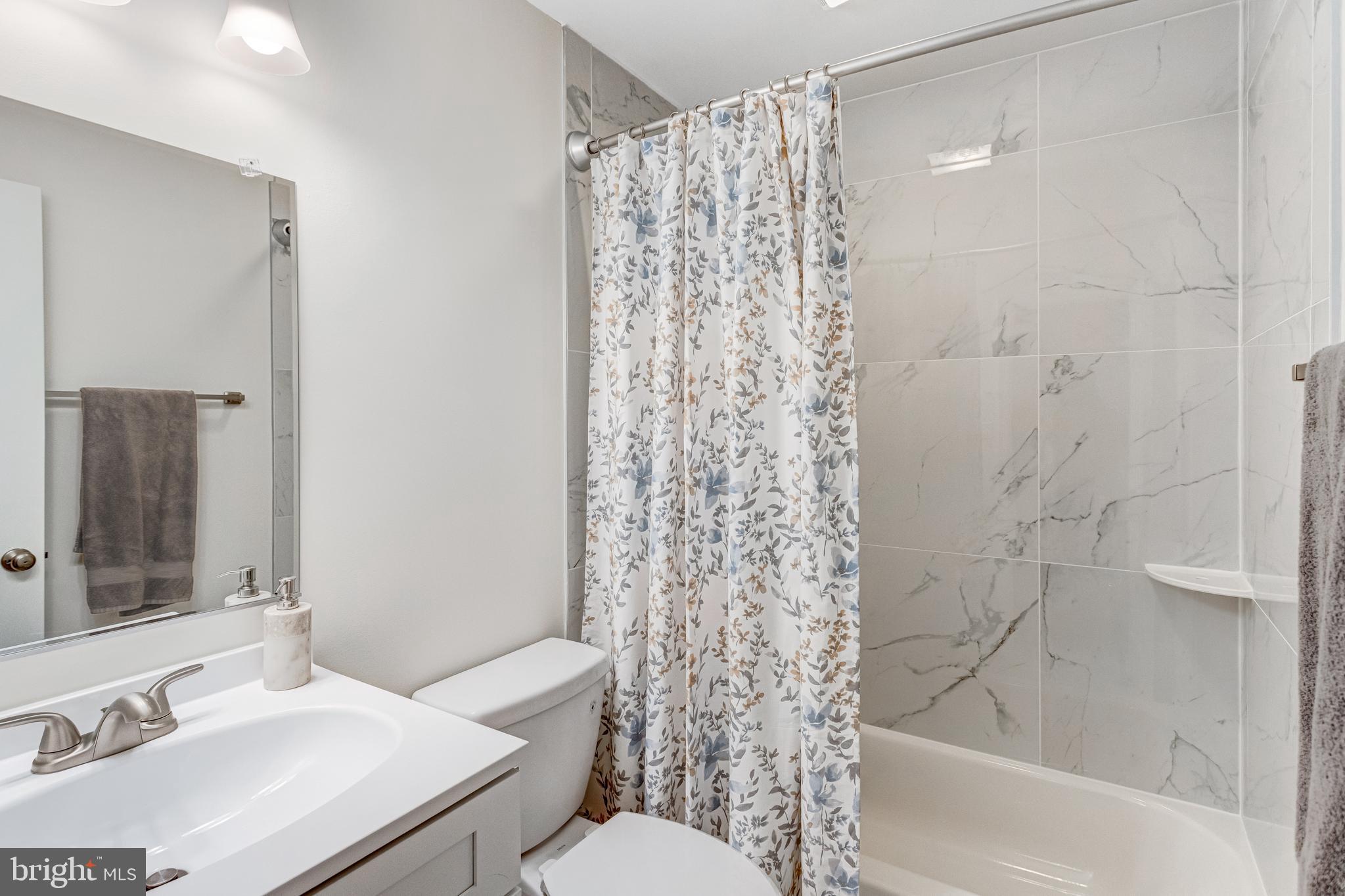 WILLIAMSTOWN - Residential