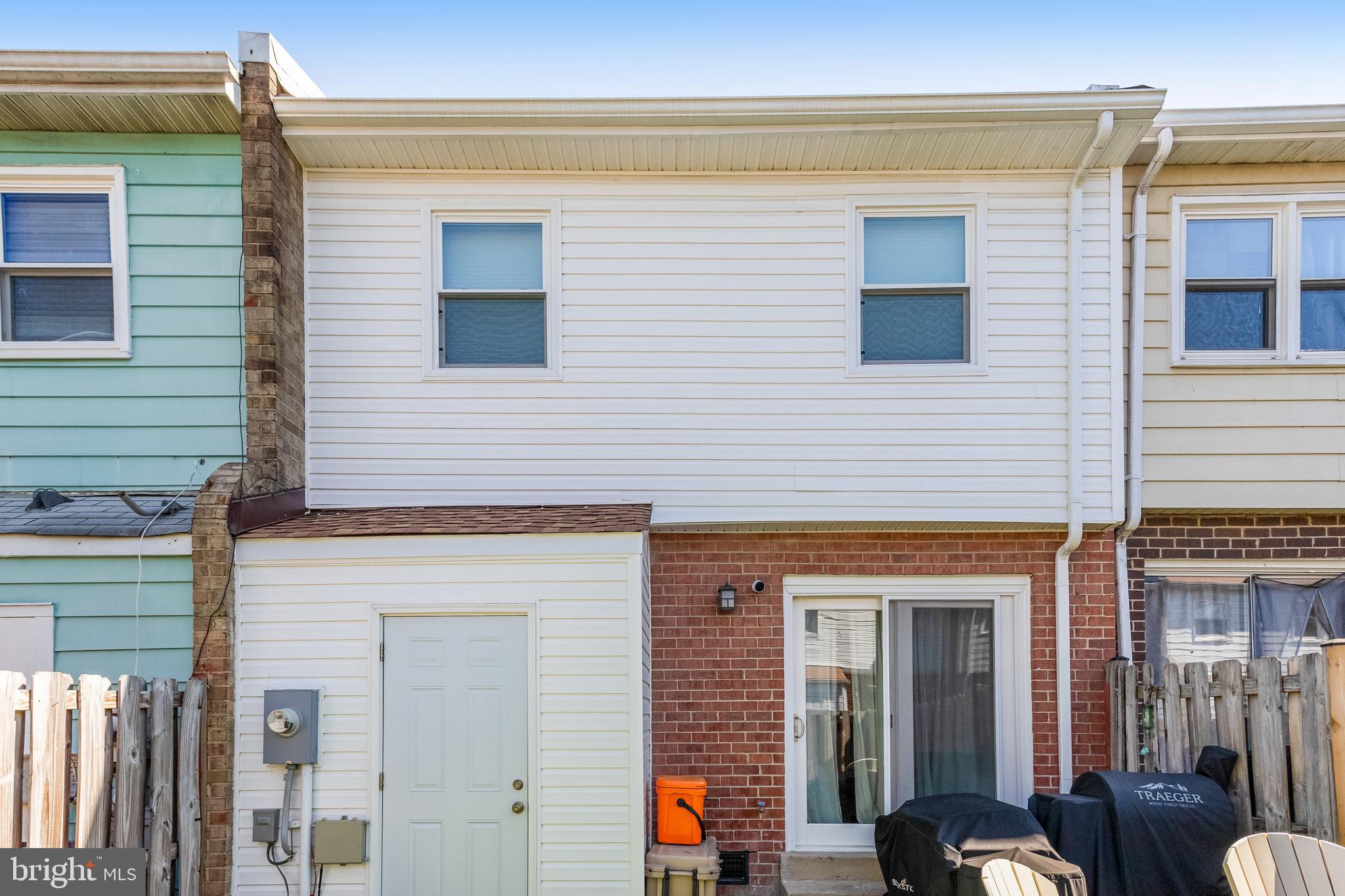 WILLIAMSTOWN - Residential