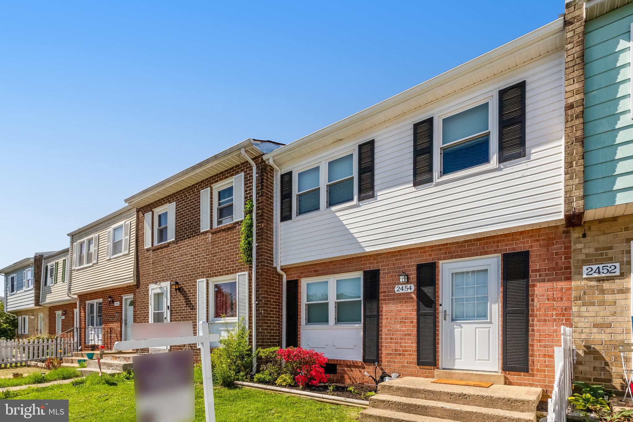 WILLIAMSTOWN - Residential