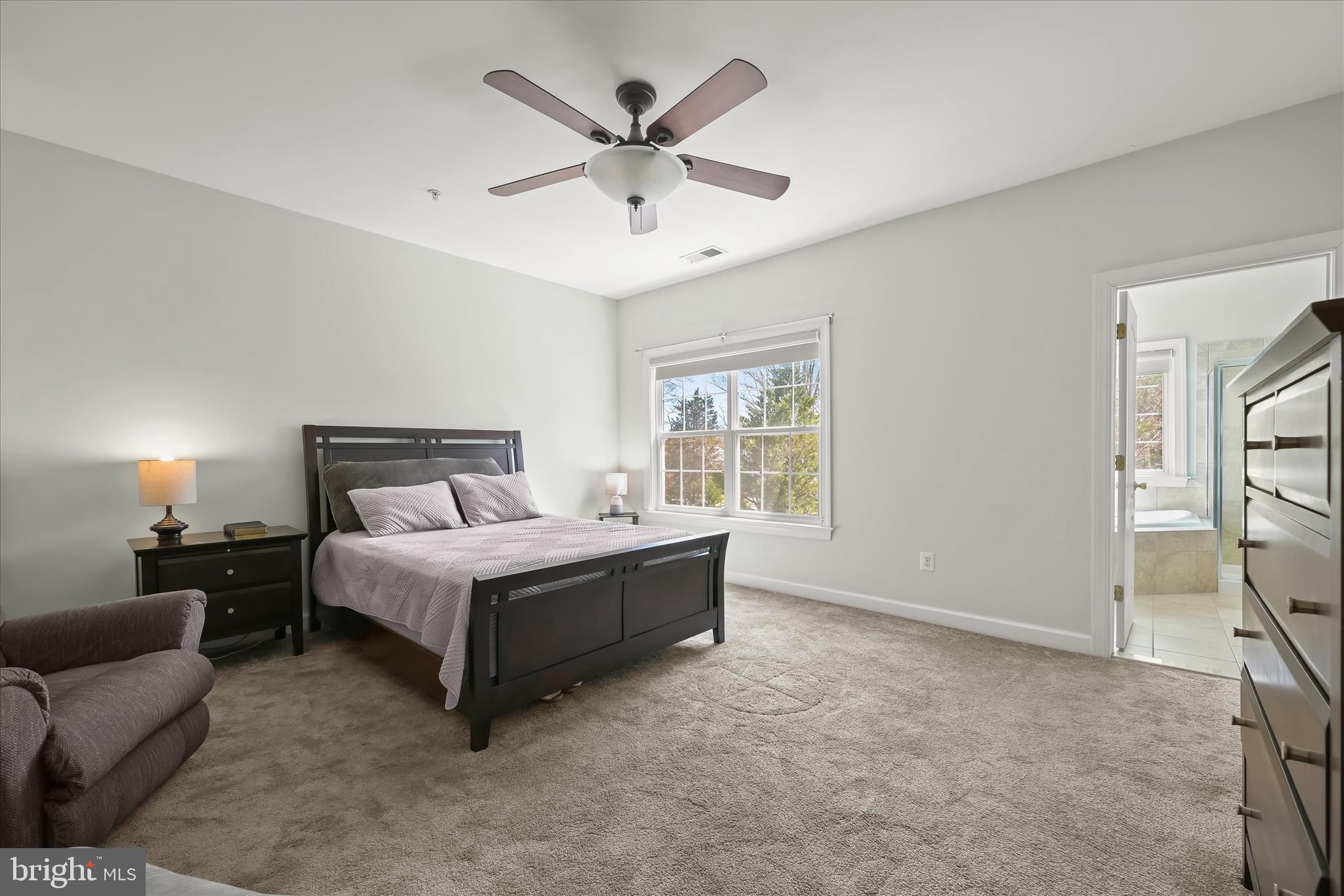 SOUTH RIVER COLONY - Residential