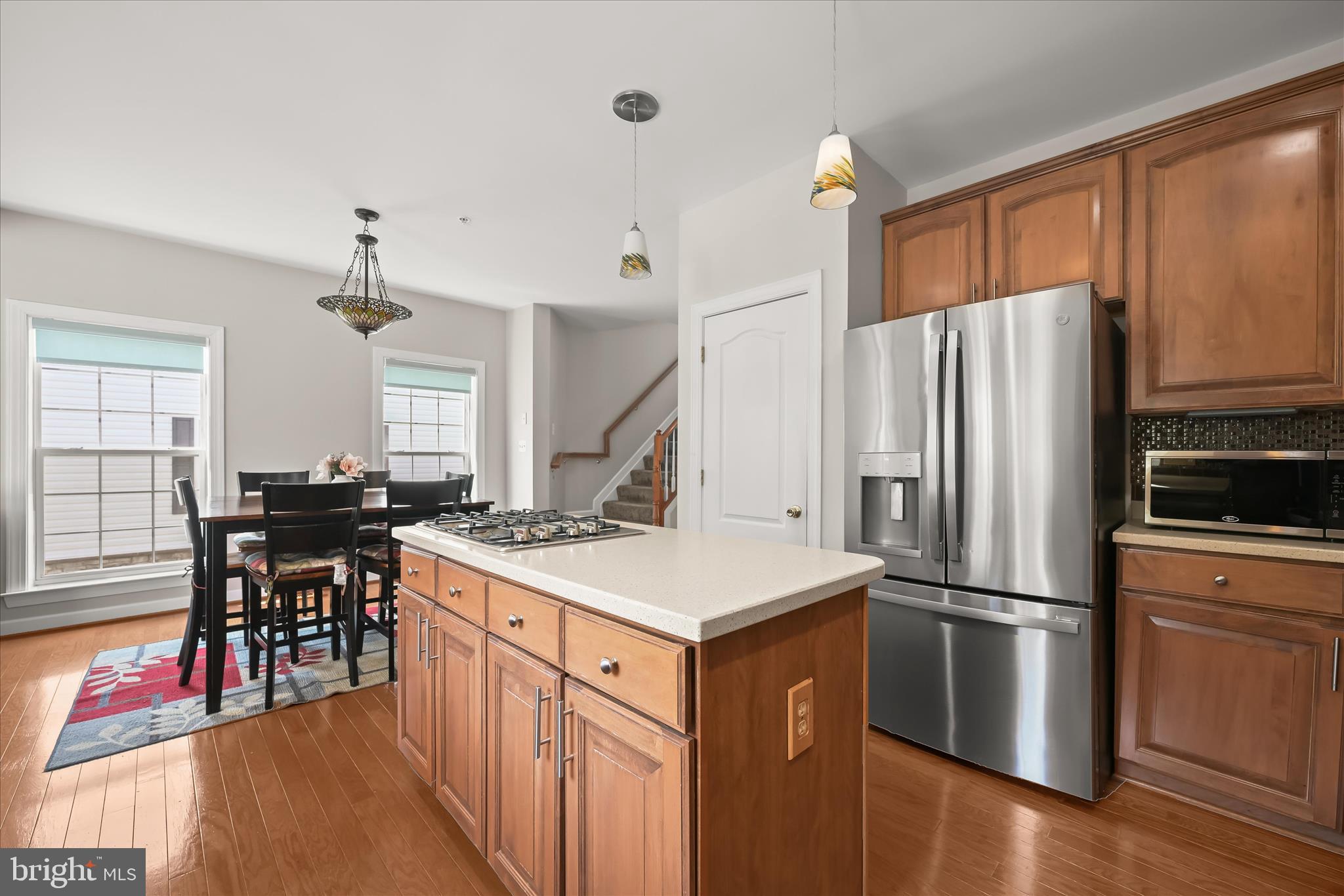 SOUTH RIVER COLONY - Residential