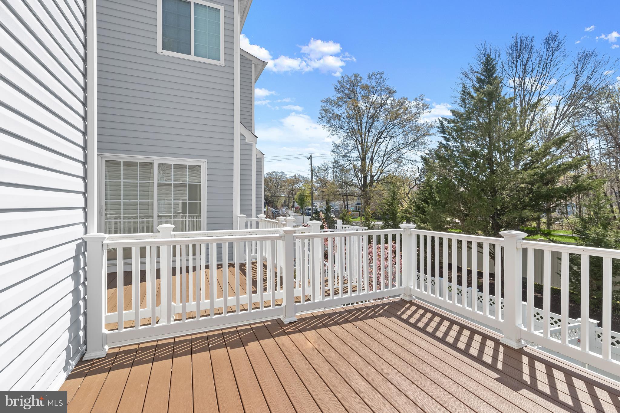 SOUTH RIVER COLONY - Residential