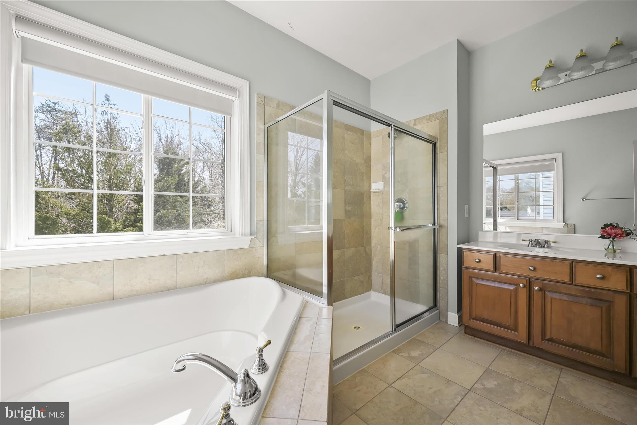 SOUTH RIVER COLONY - Residential