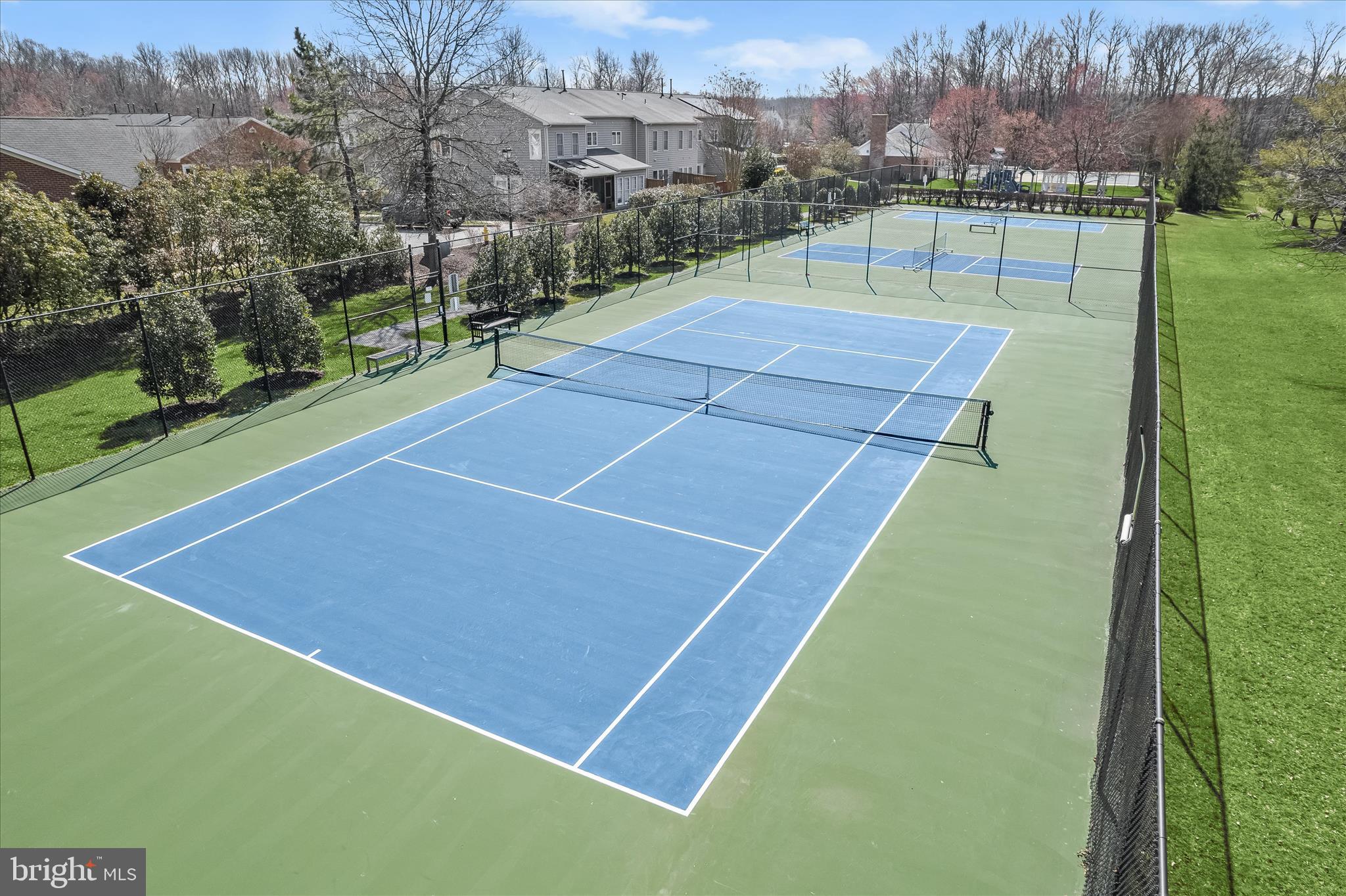 SOUTH RIVER COLONY - Residential