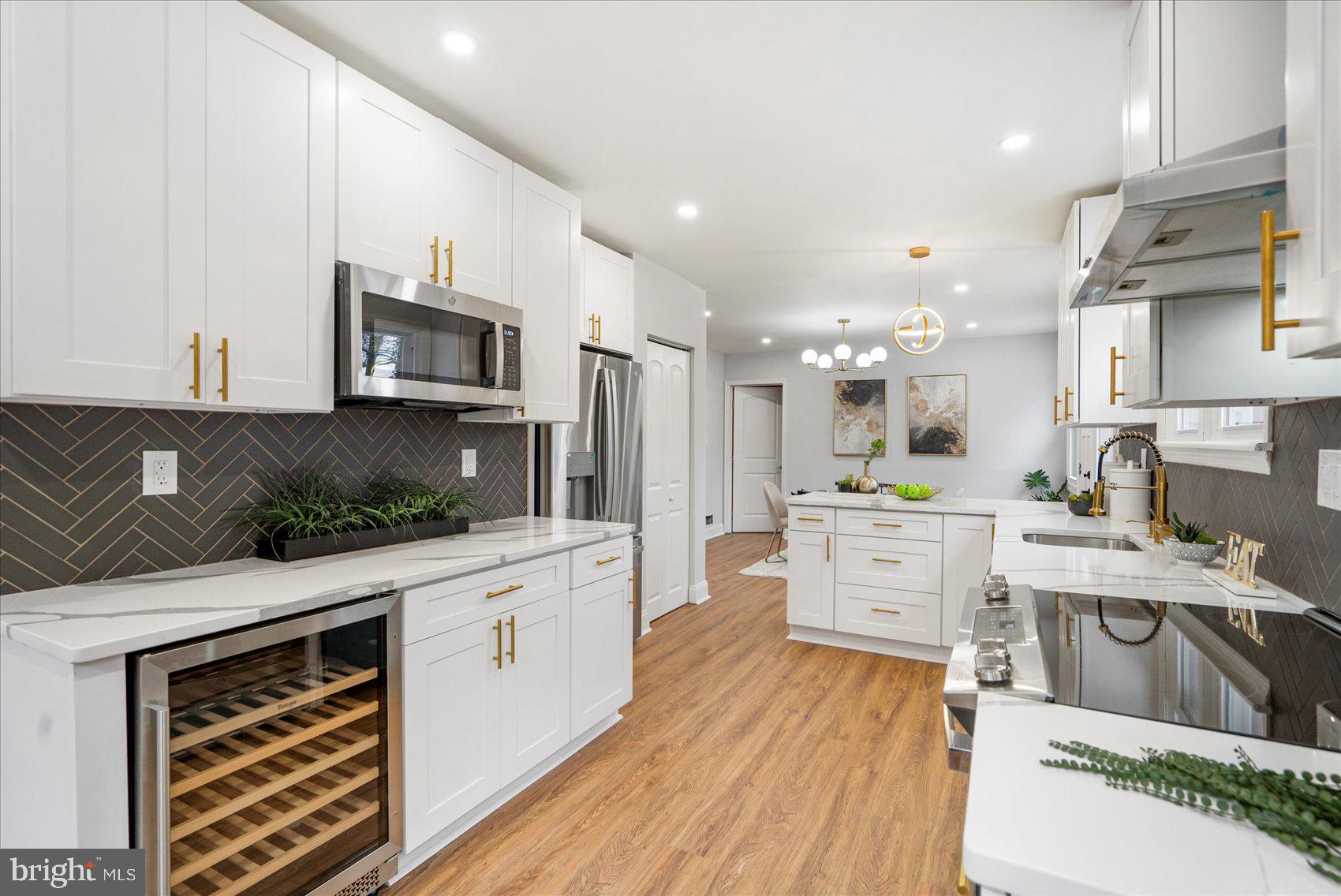 KNOLLWOOD - Residential