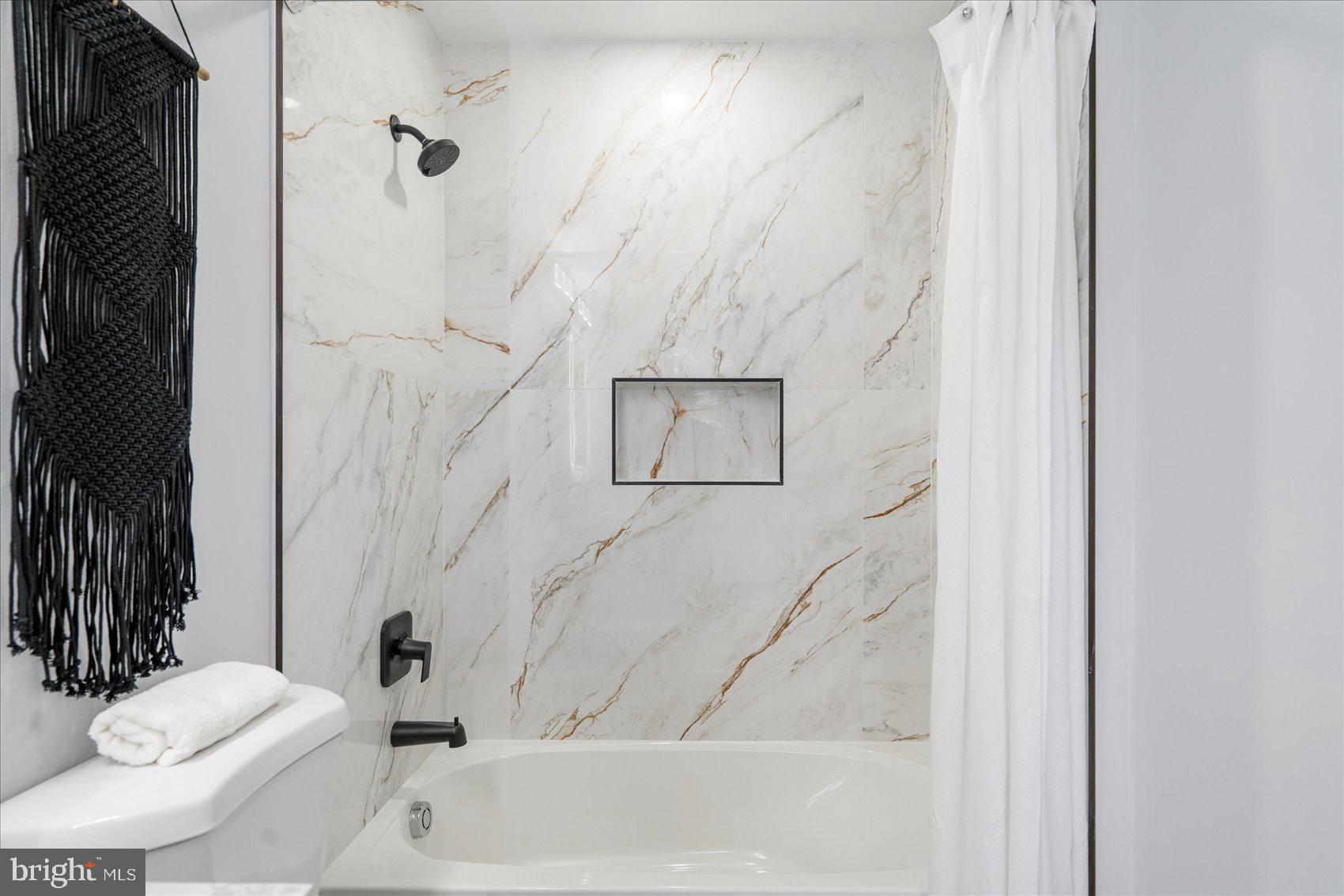 KNOLLWOOD - Residential