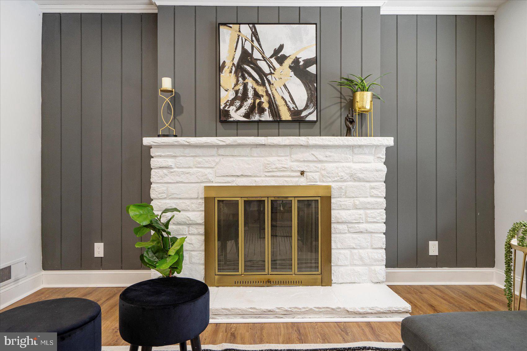 KNOLLWOOD - Residential