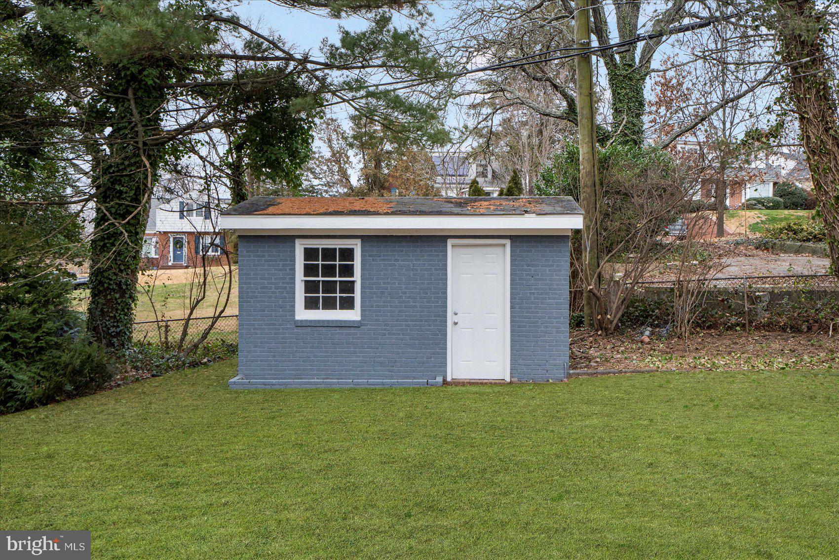 KNOLLWOOD - Residential