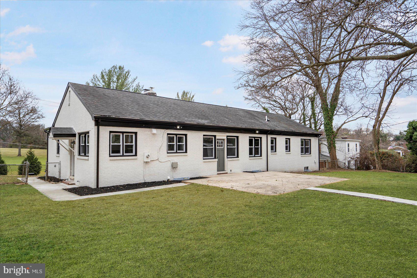 KNOLLWOOD - Residential