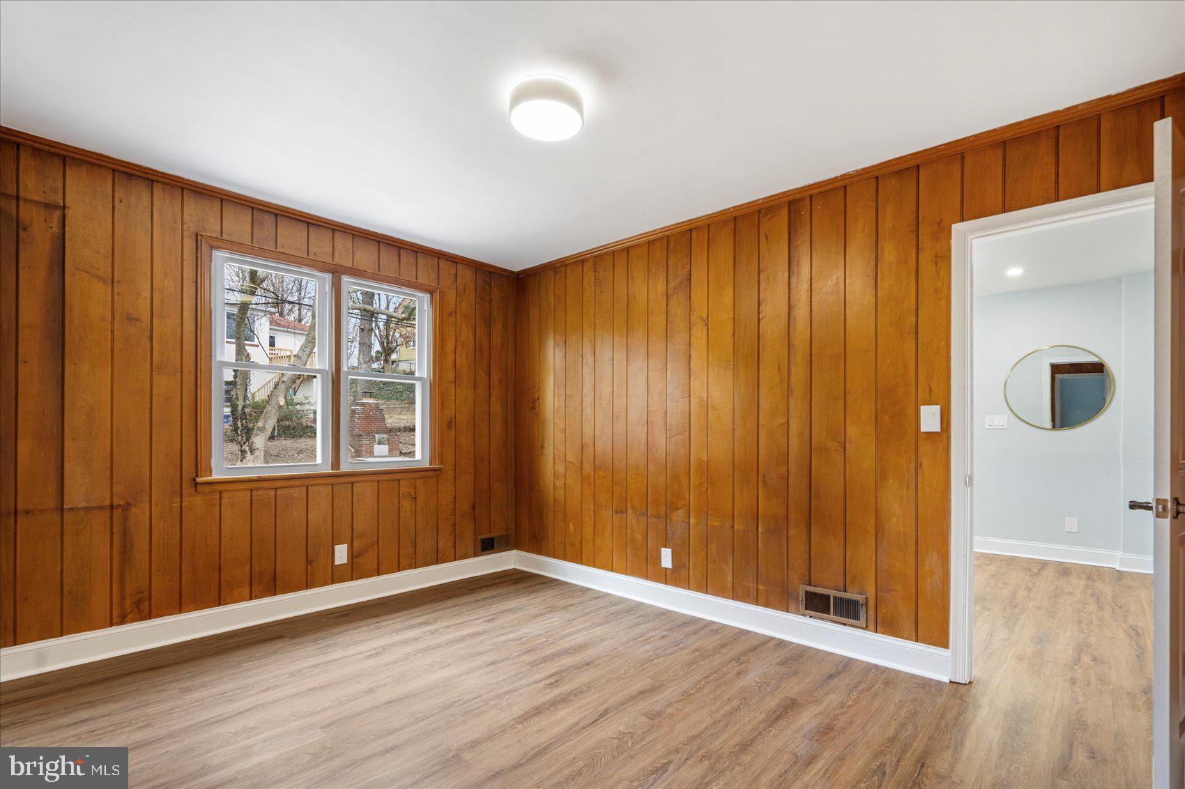 KNOLLWOOD - Residential