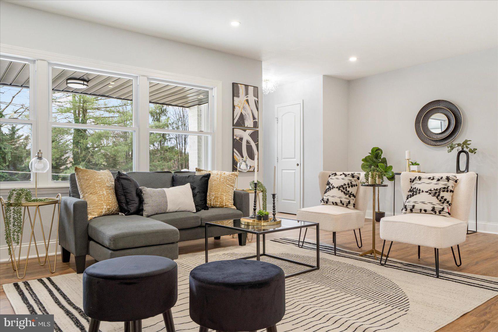 KNOLLWOOD - Residential