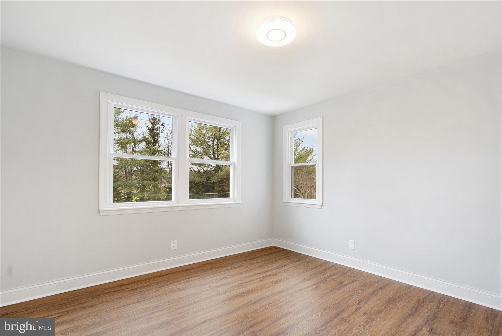 KNOLLWOOD - Residential