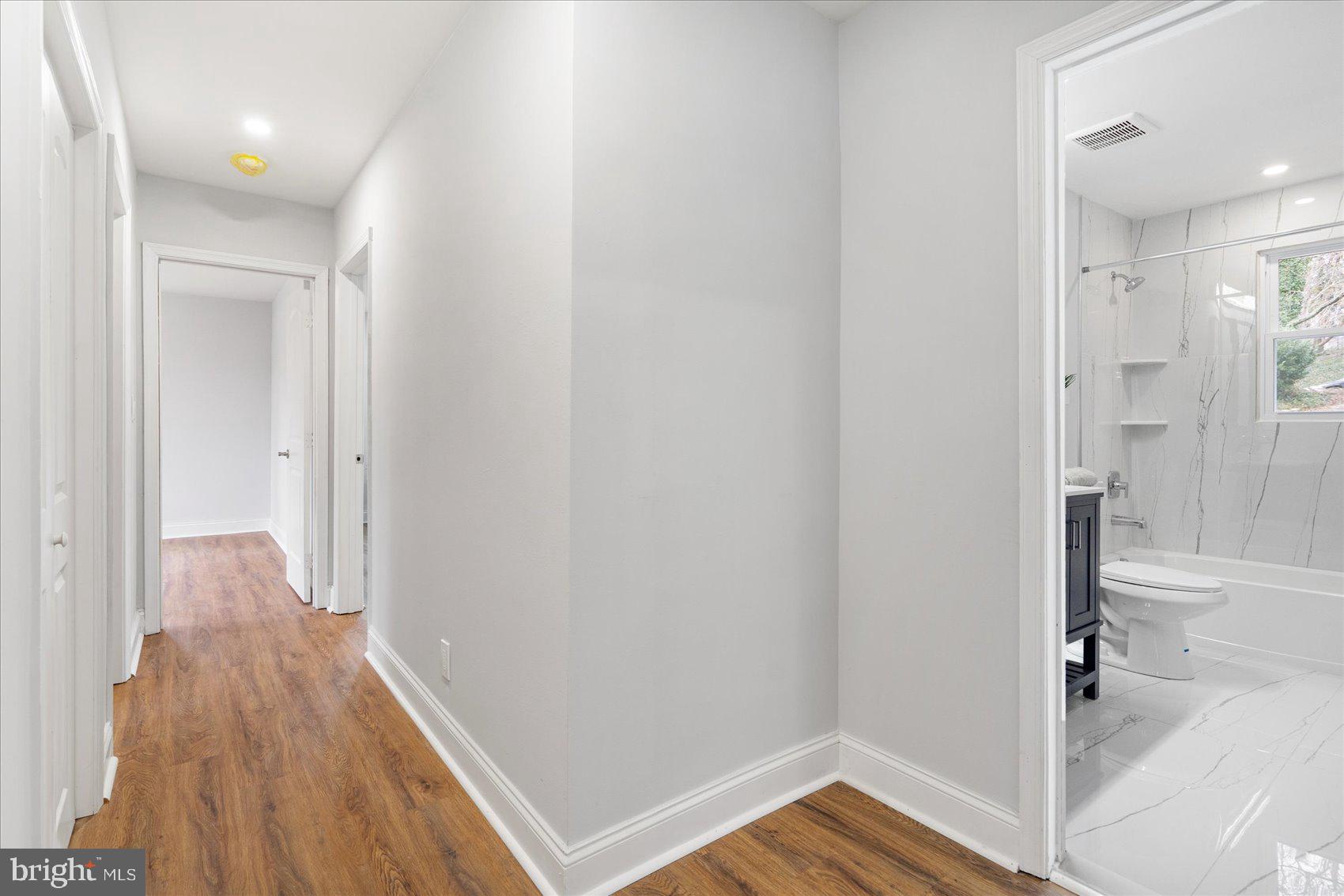 KNOLLWOOD - Residential