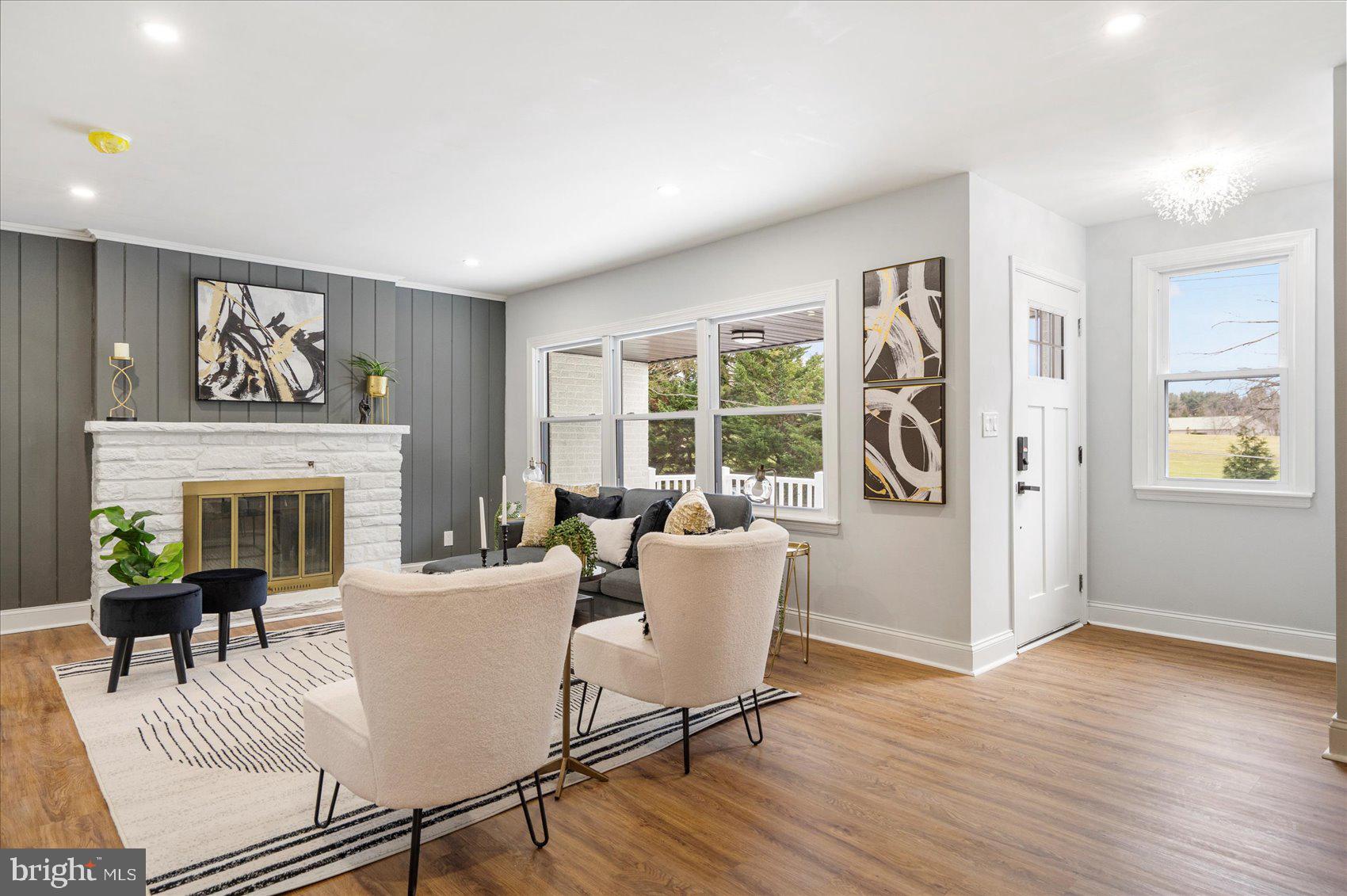 KNOLLWOOD - Residential