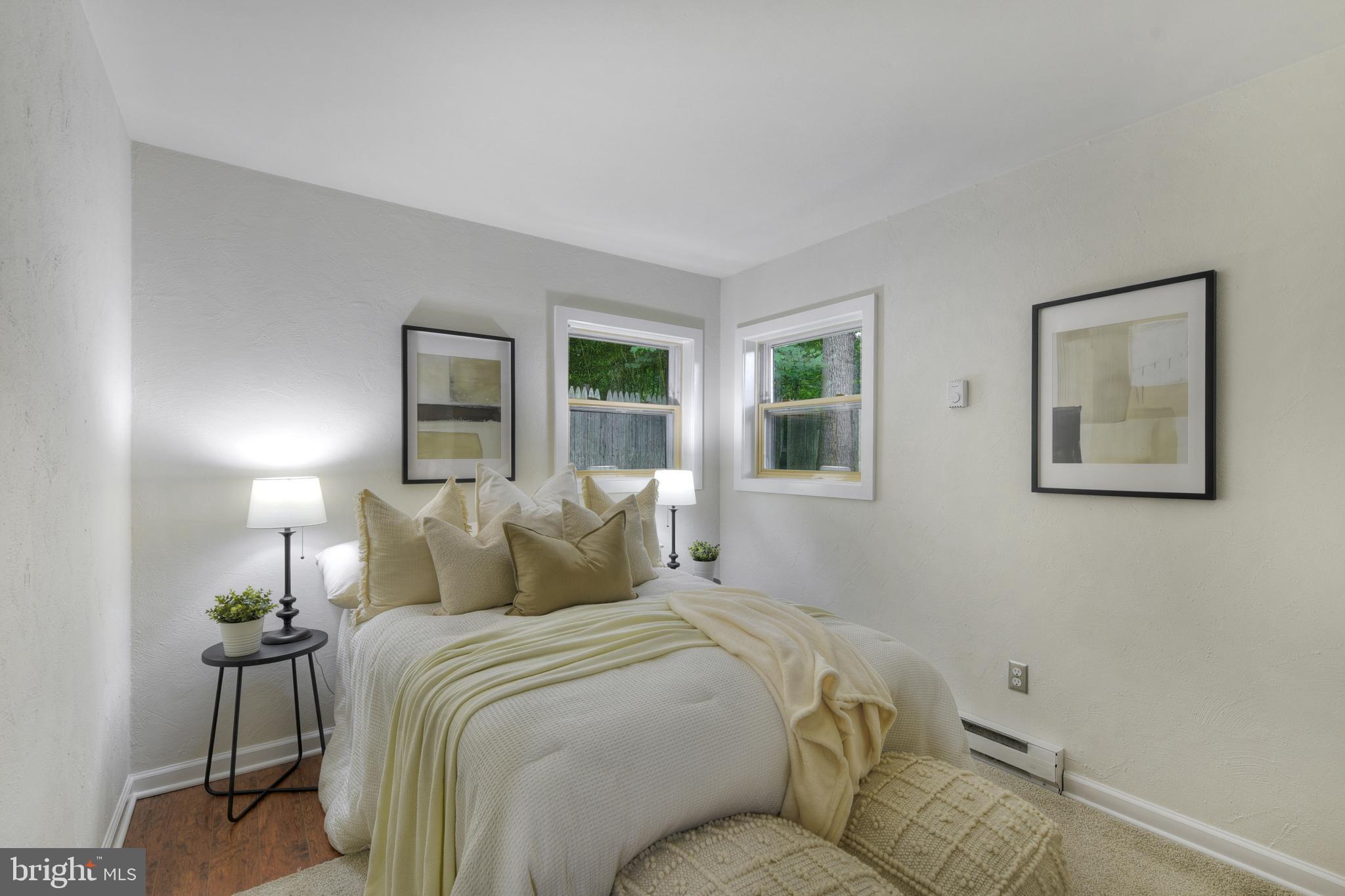 SUNRISE BEACH - Residential