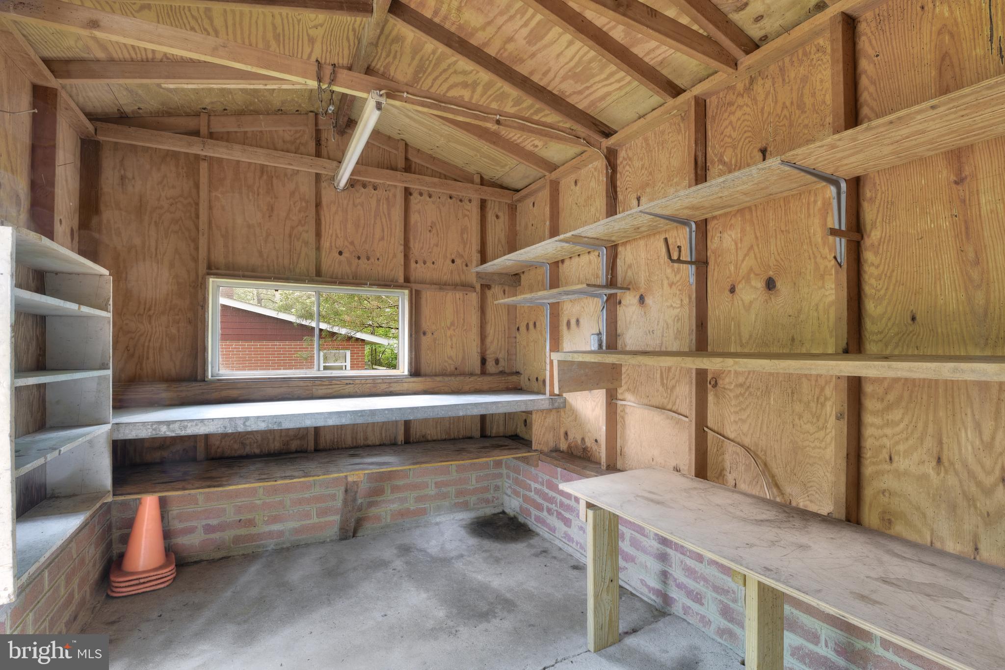 SUNRISE BEACH - Residential