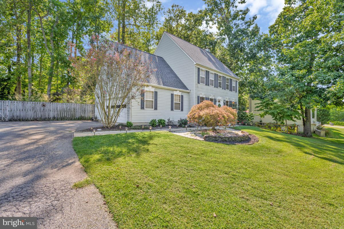 1805 RUDOLPH LANE
