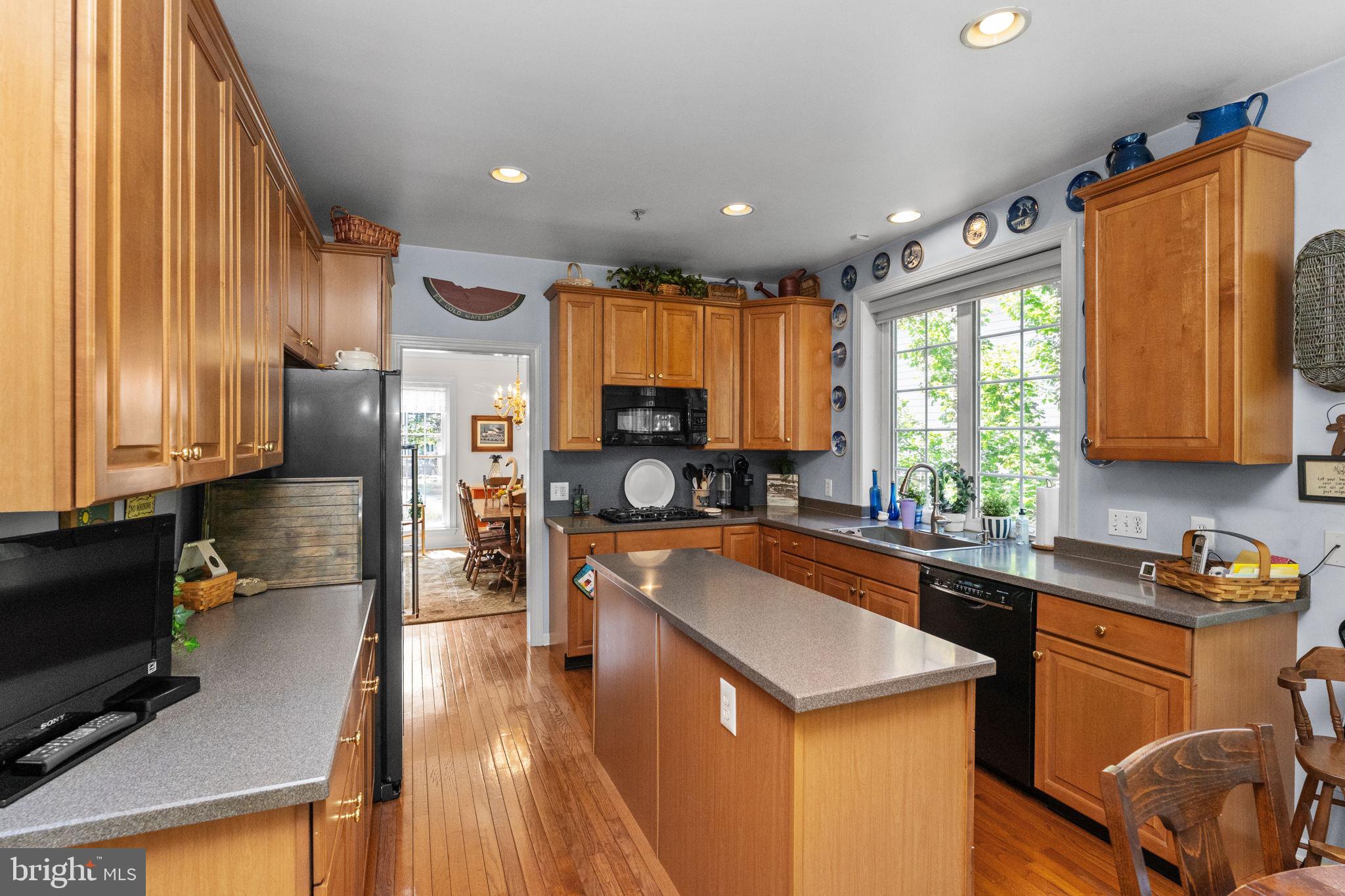 SPRINGTON POINTE WOODS - Residential