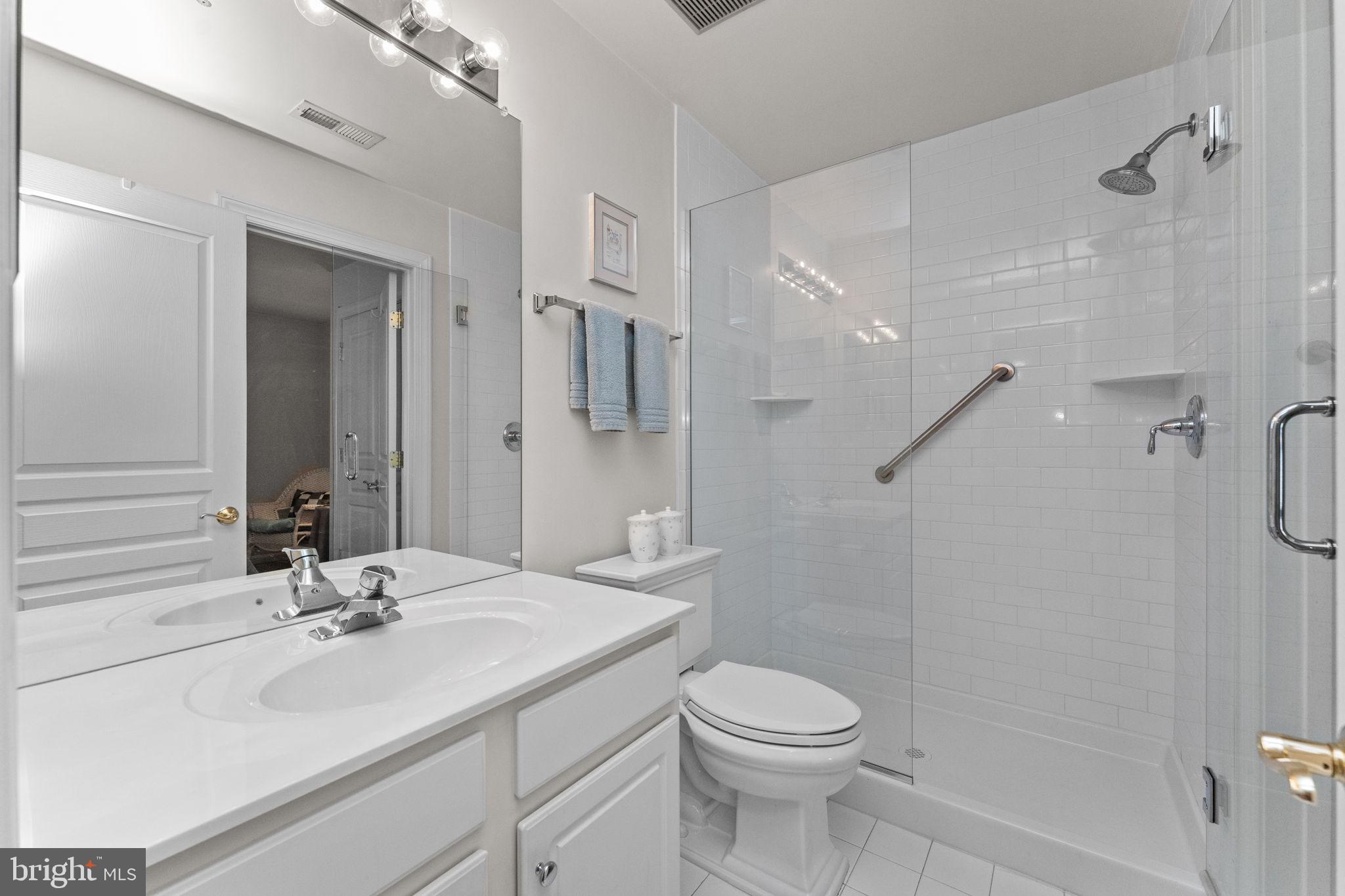 SPRINGTON POINTE WOODS - Residential