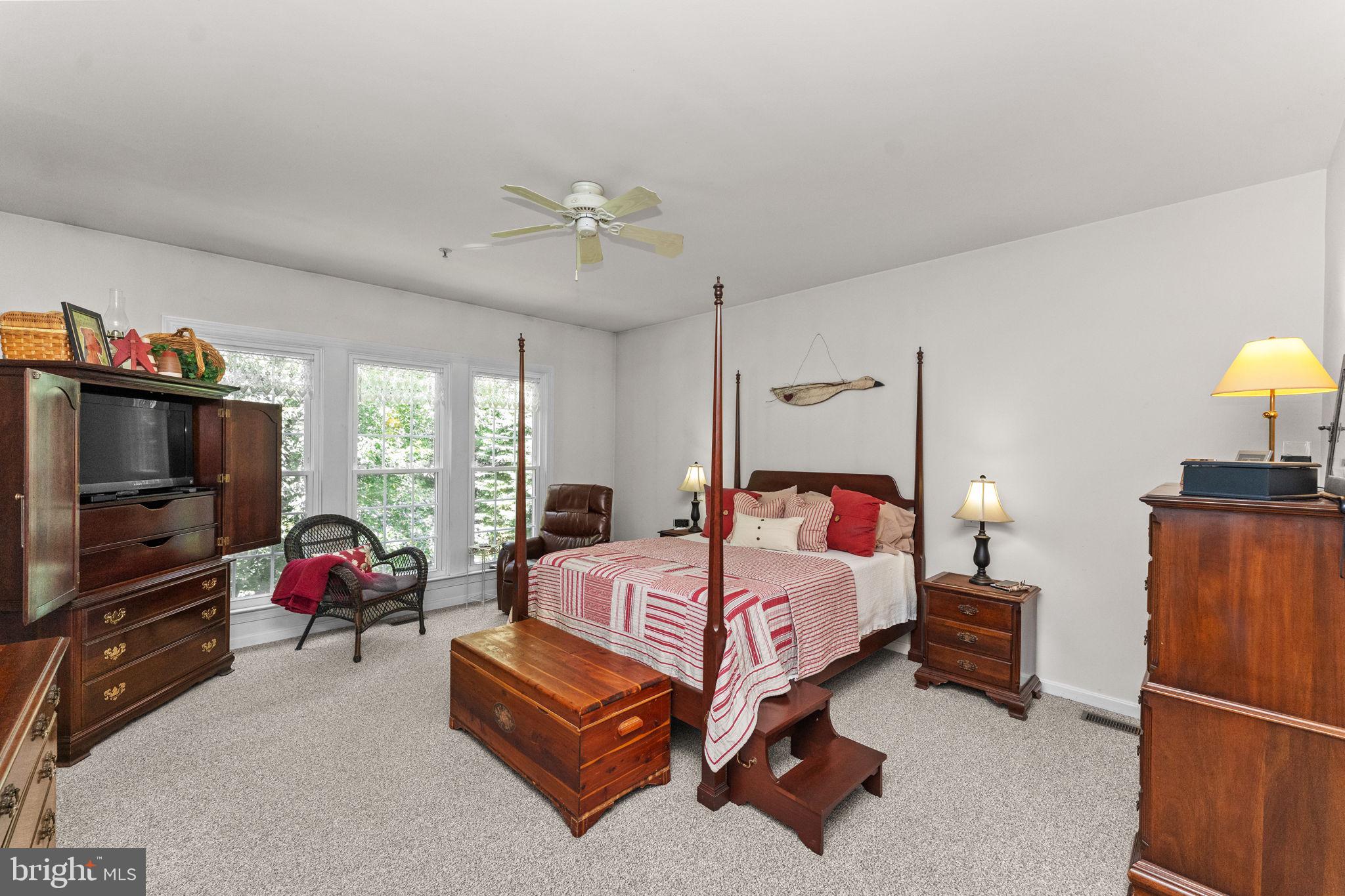 SPRINGTON POINTE WOODS - Residential