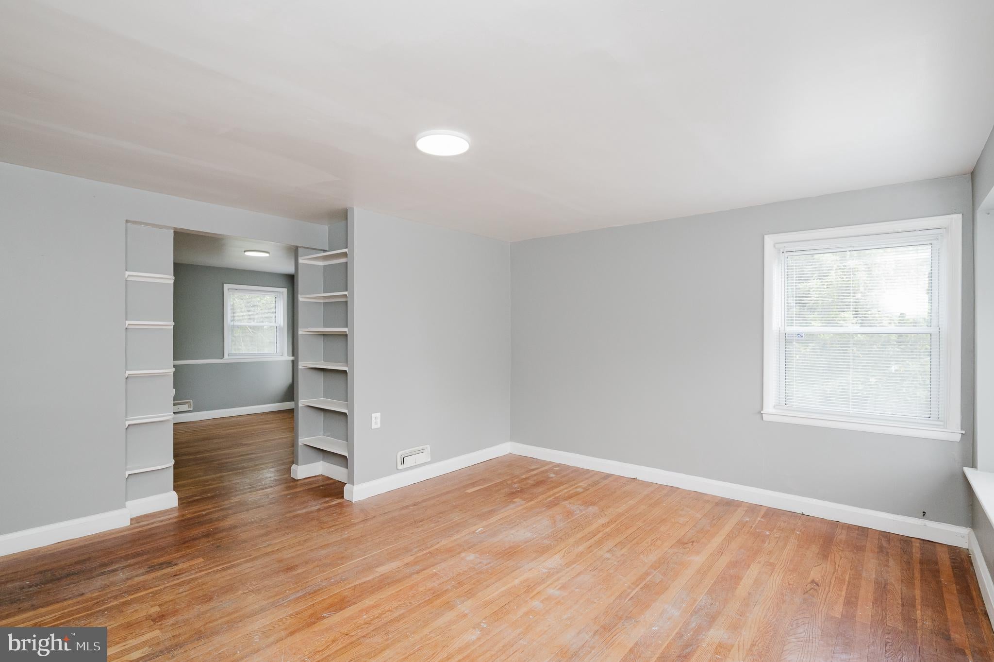 1036 MARLAU DRIVE