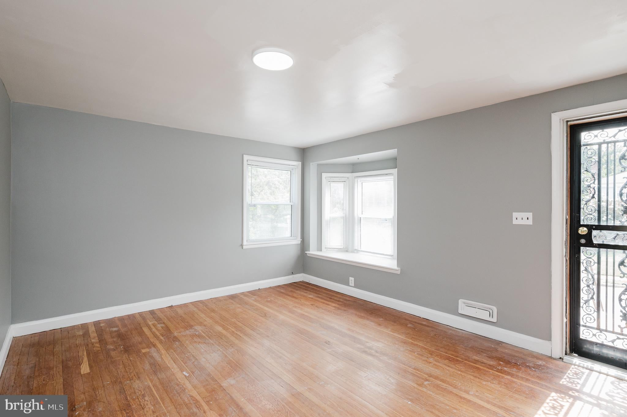 1036 MARLAU DRIVE