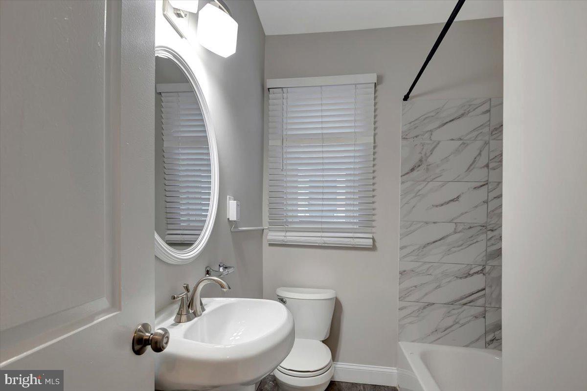 BEAVER HEIGHTS - Residential Lease