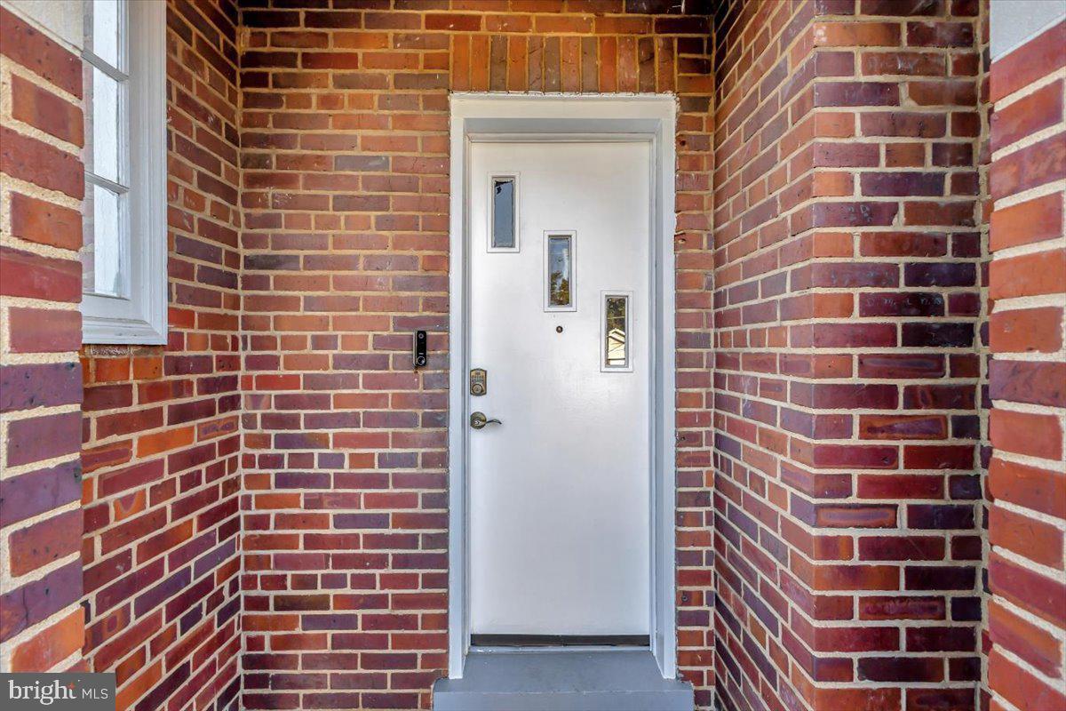 BEAVER HEIGHTS - Residential Lease