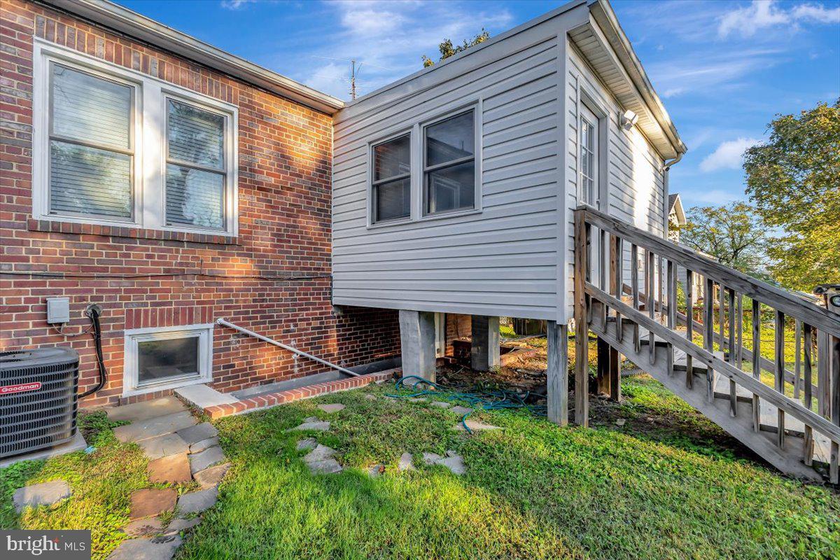 BEAVER HEIGHTS - Residential Lease