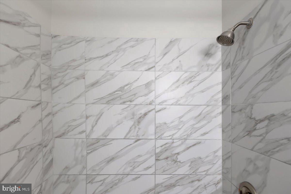 BEAVER HEIGHTS - Residential Lease