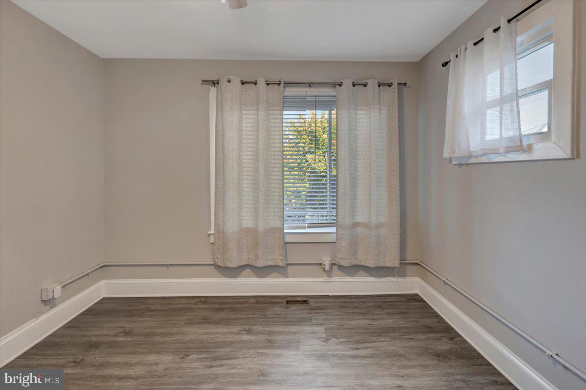 BEAVER HEIGHTS - Residential Lease