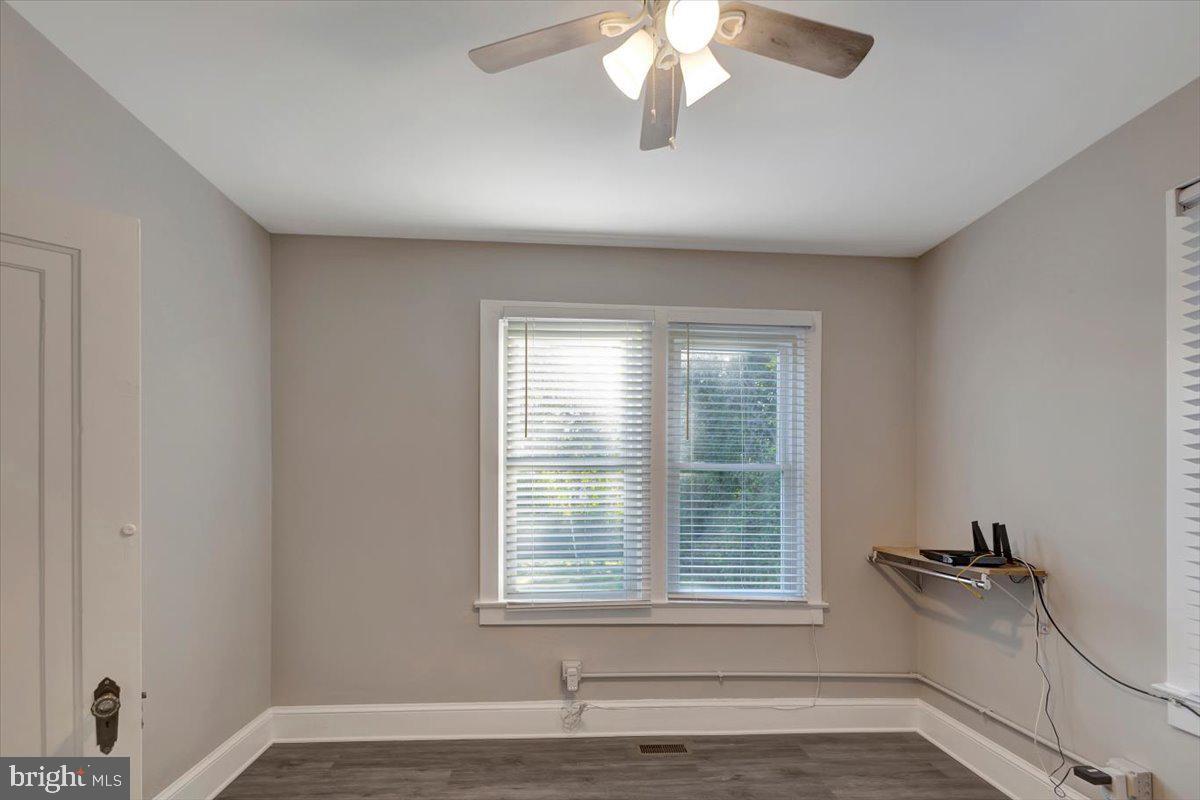 BEAVER HEIGHTS - Residential Lease