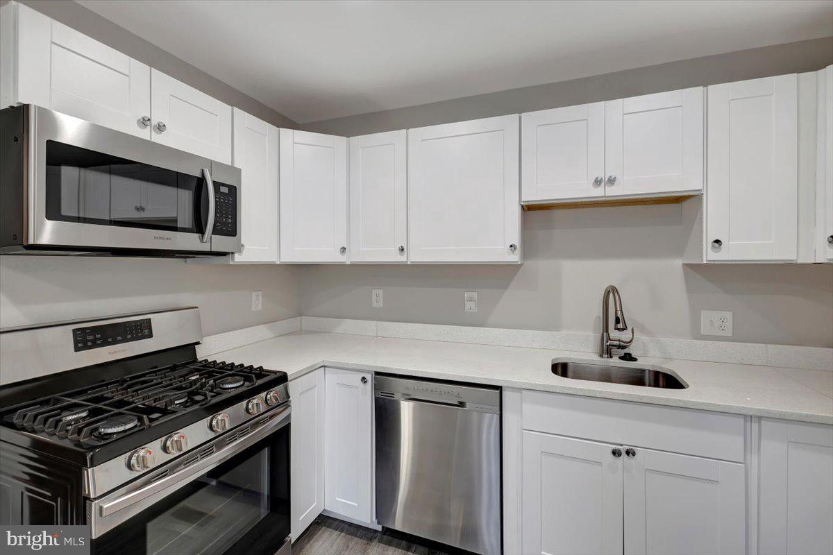 BEAVER HEIGHTS - Residential Lease