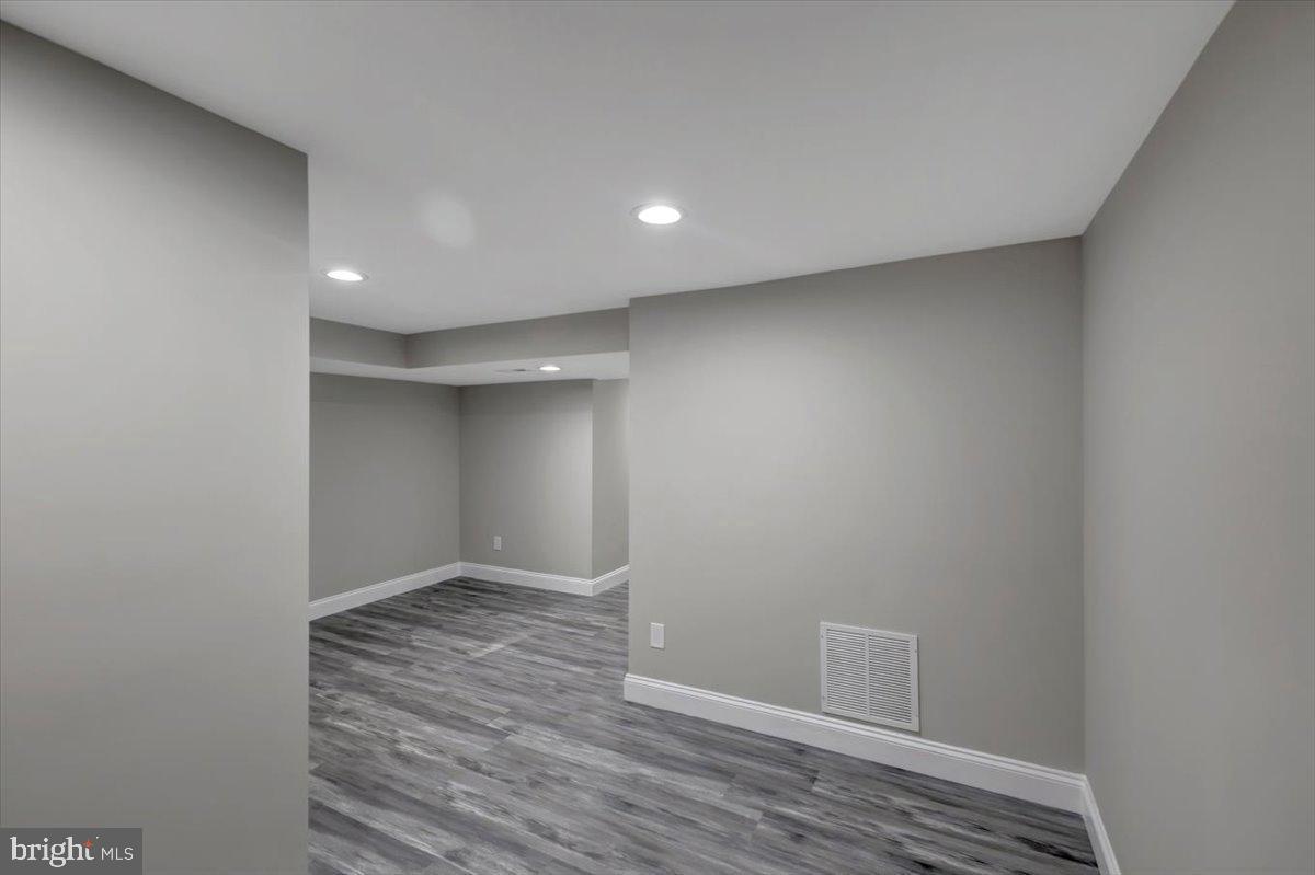 BEAVER HEIGHTS - Residential Lease