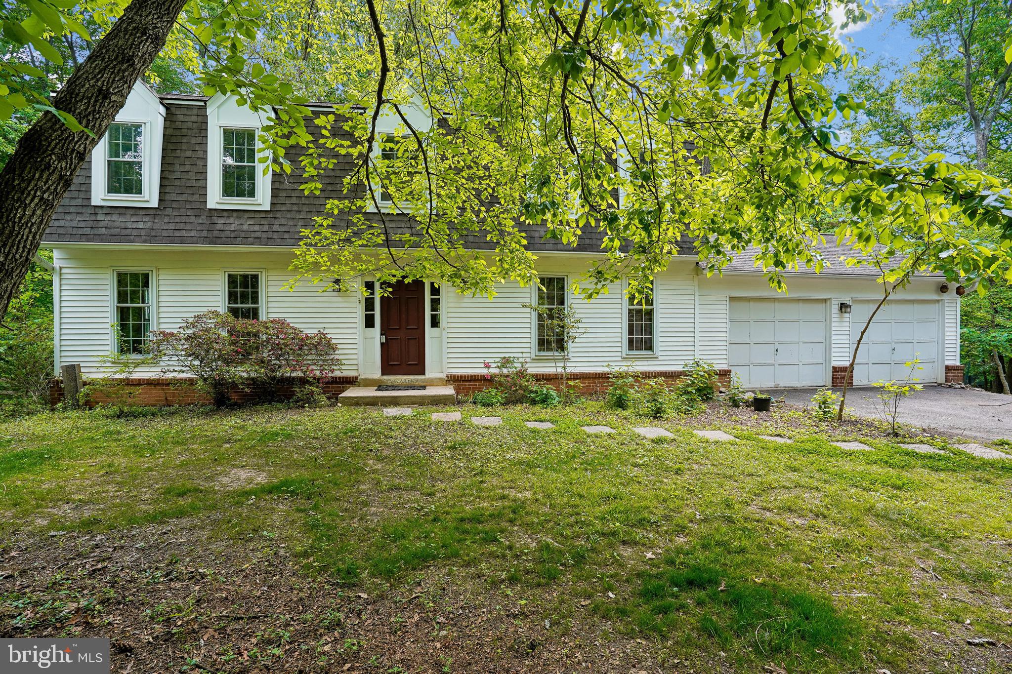 RESTON - Residential