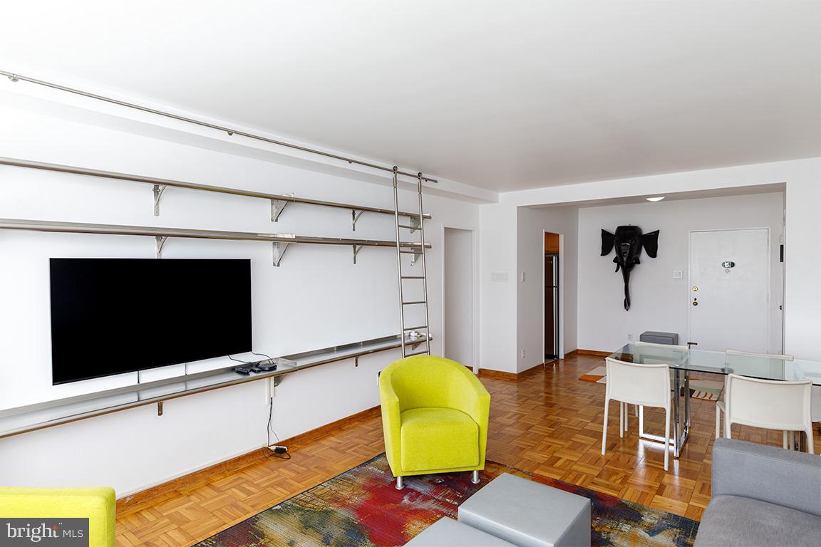 2475 VIRGINIA AVENUE NW 515