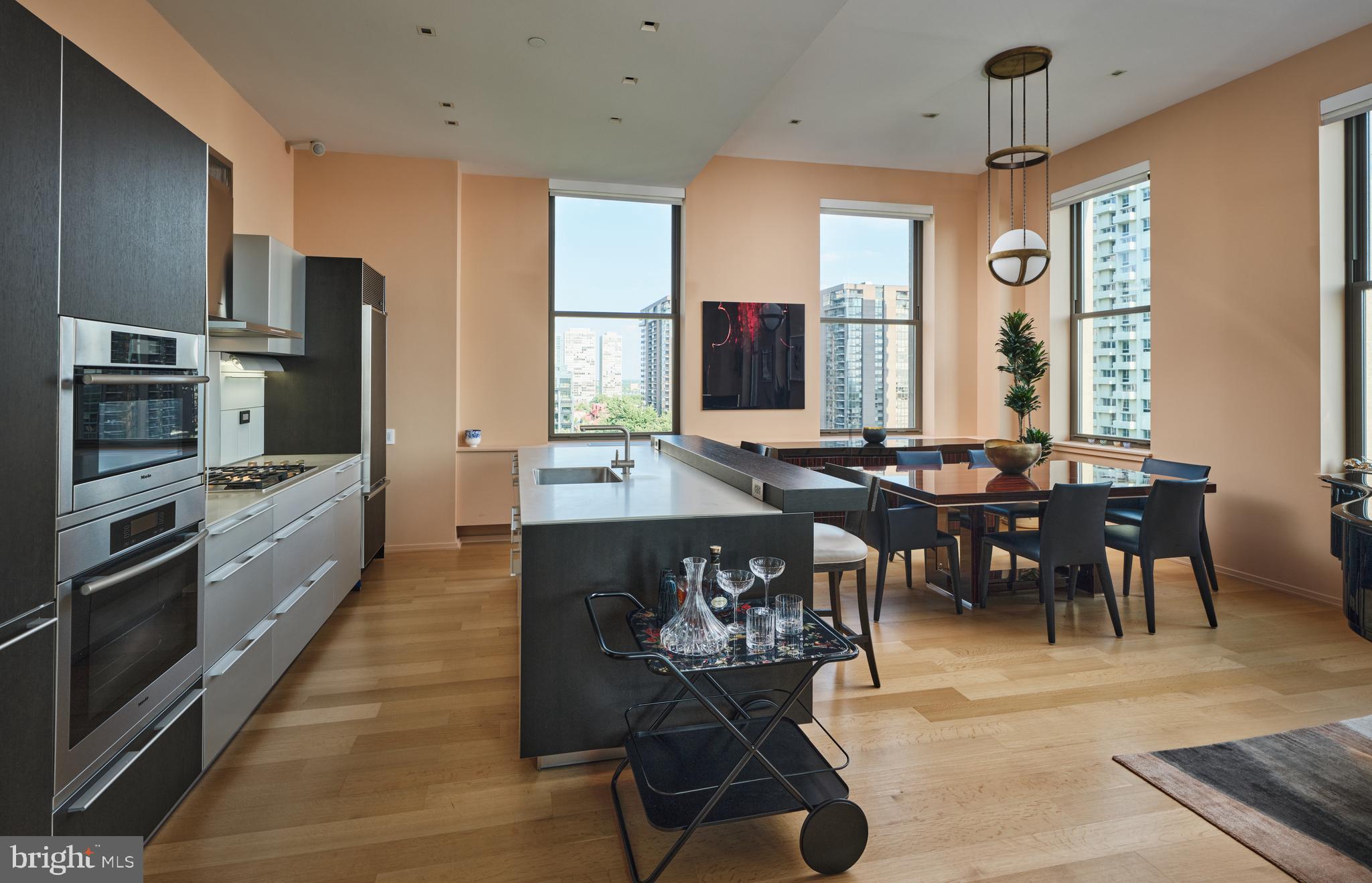 WASHINGTON SQ WEST - Residential