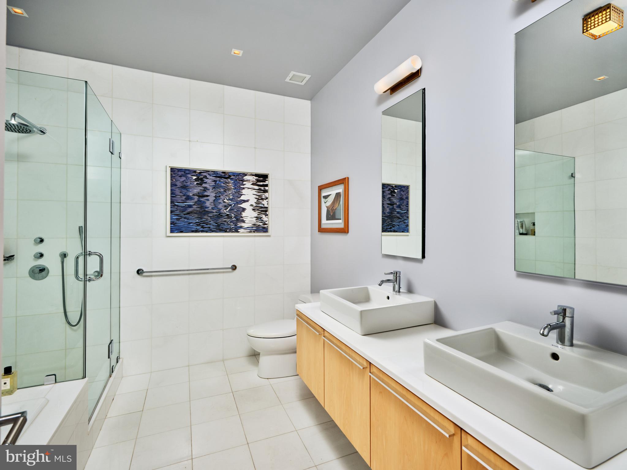 WASHINGTON SQ WEST - Residential
