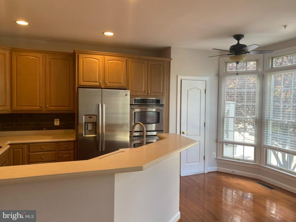 MCLEAN PLACE TOWNHOME - Residential Lease