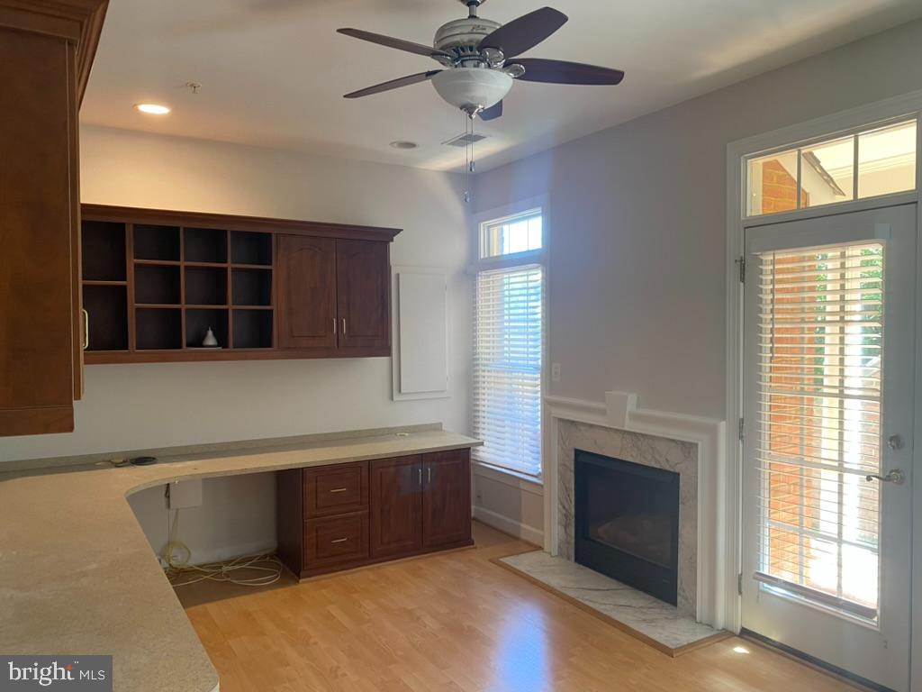 MCLEAN PLACE TOWNHOME - Residential Lease