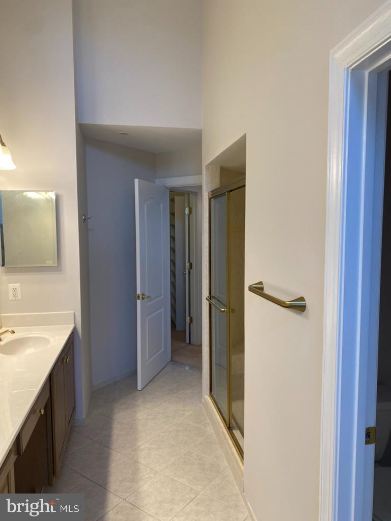 MCLEAN PLACE TOWNHOME - Residential Lease