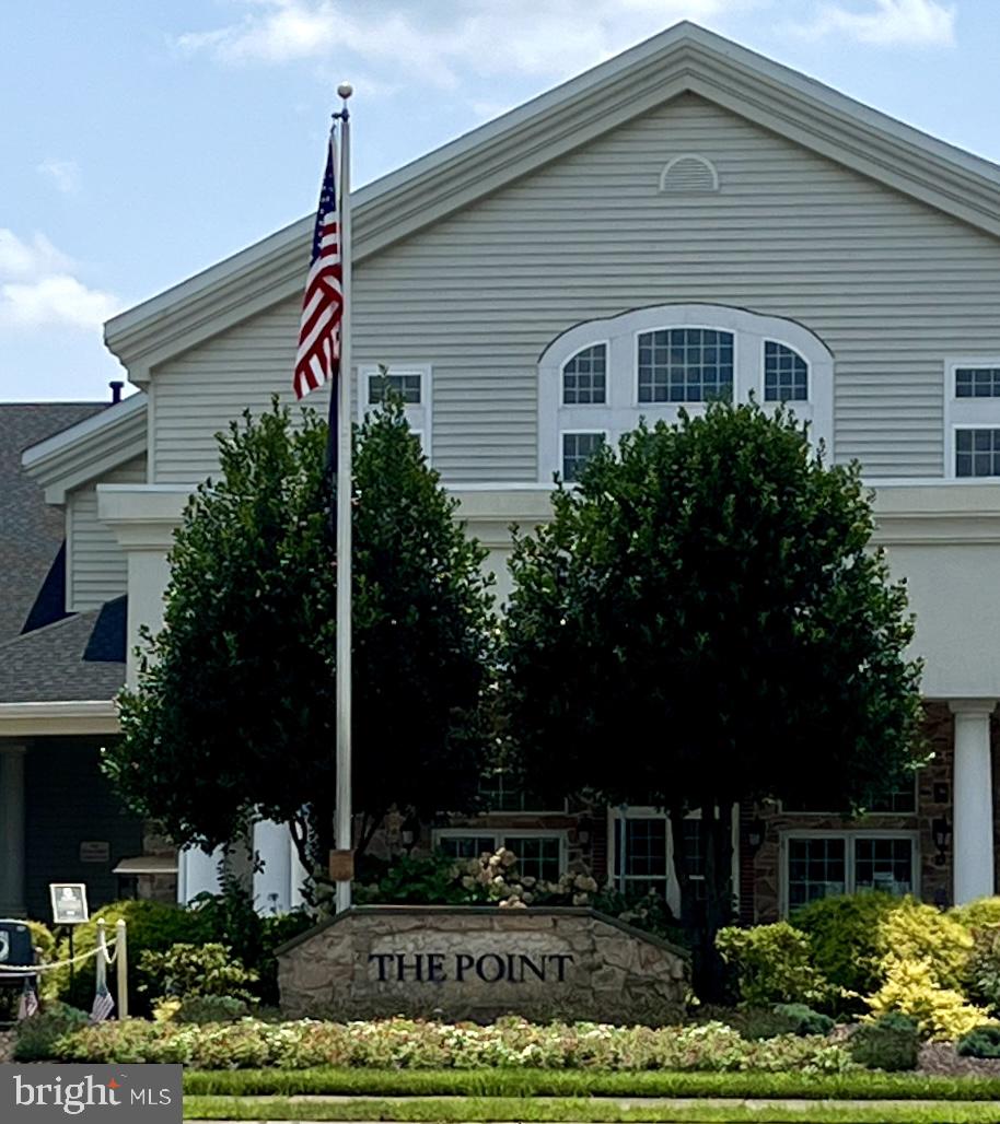 NOBLES POND - Residential