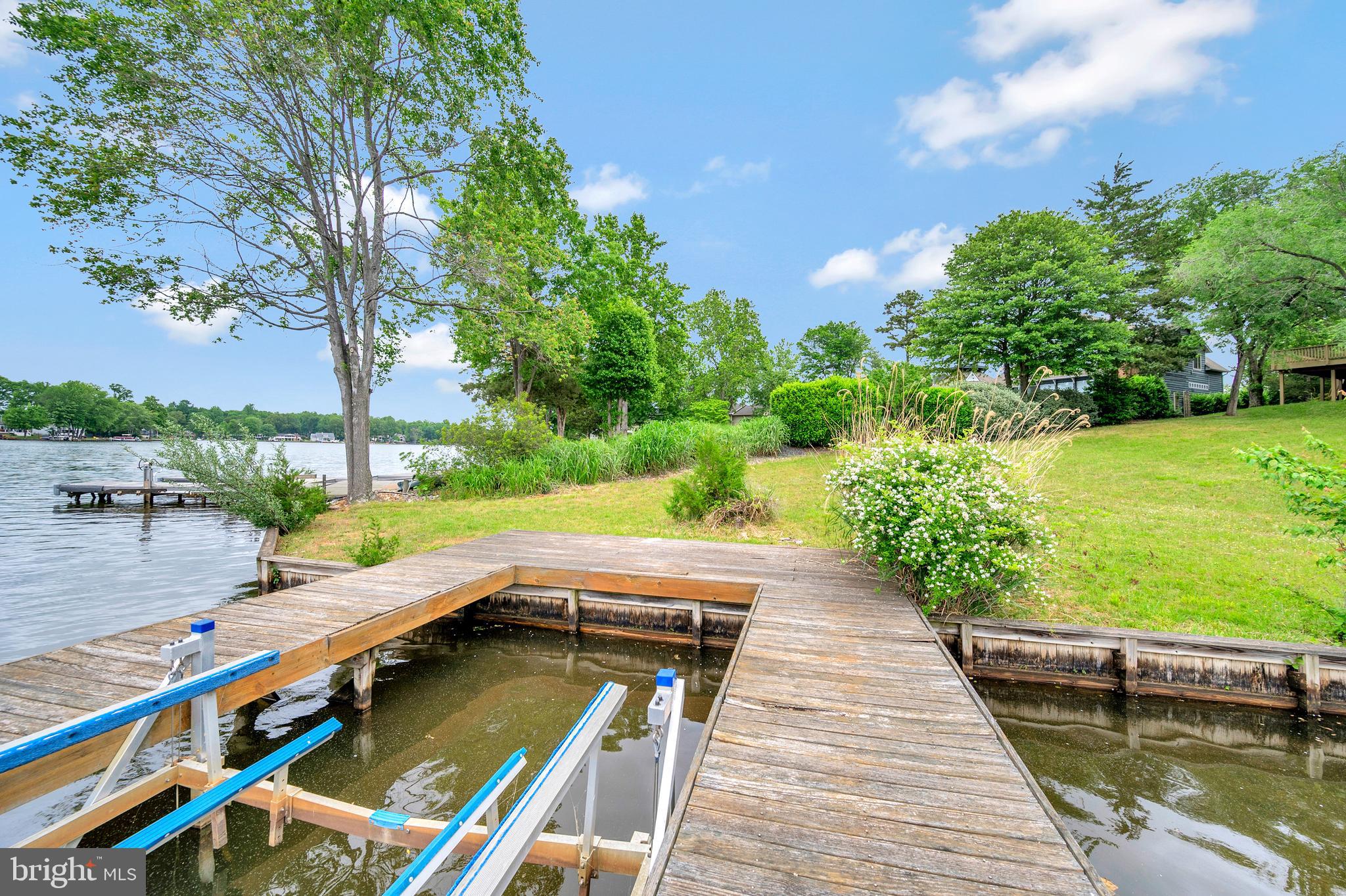 LAKE OF THE WOODS - Residential