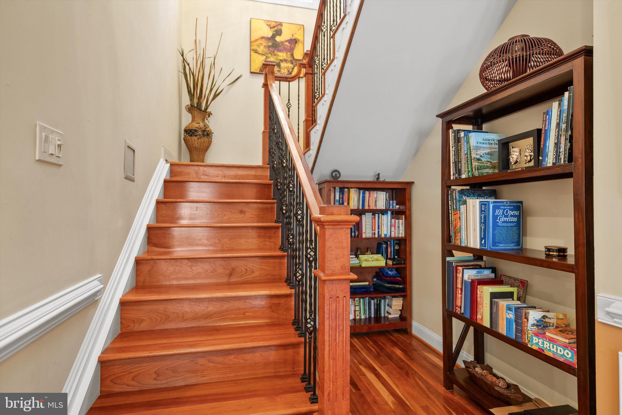 WESTHAMPTON - Residential